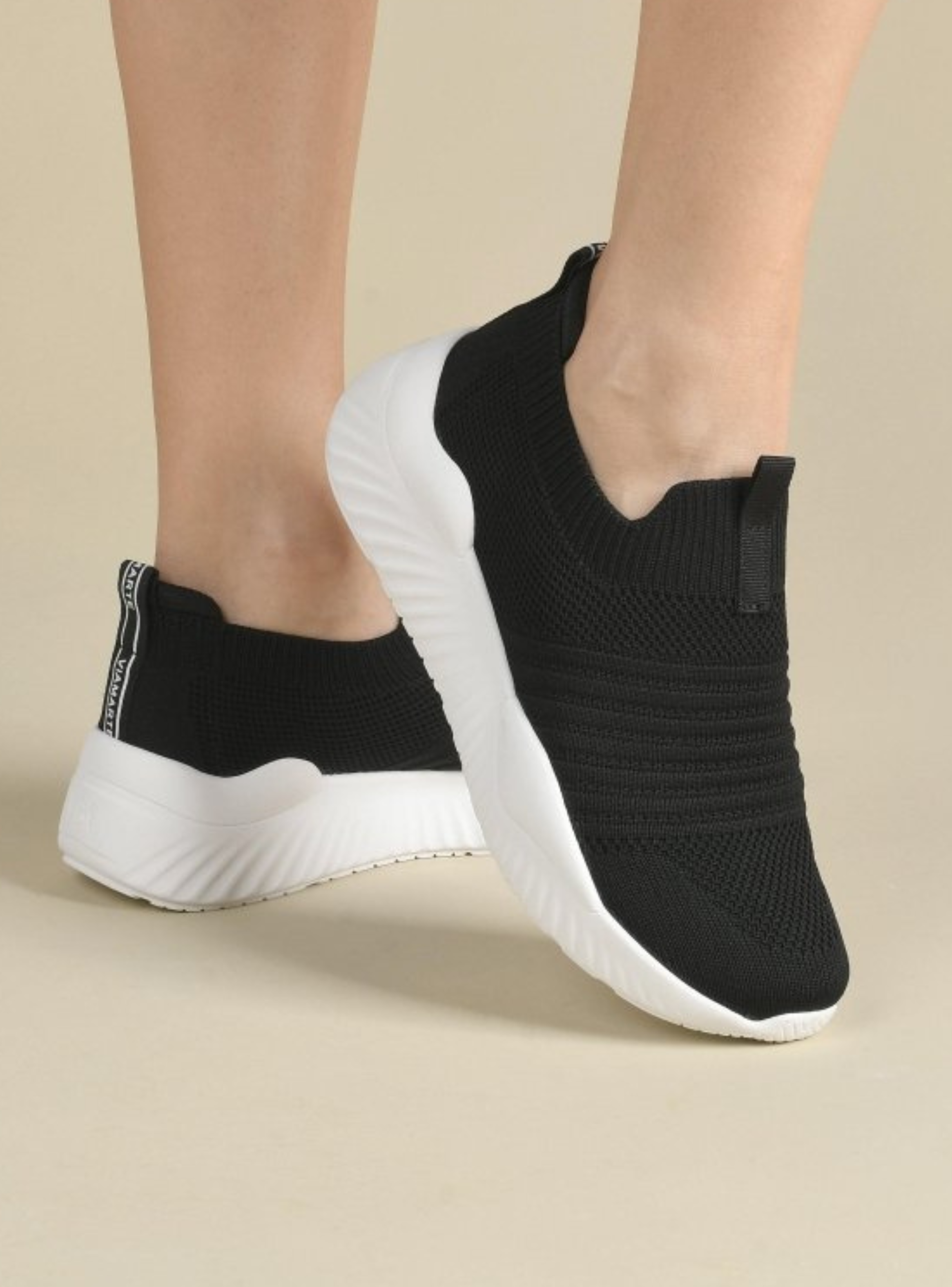 Zapatilla Mujer Elasticada Negro Brasil-3