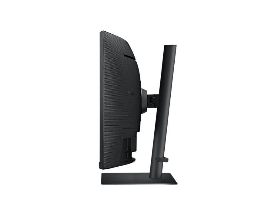 Monitor Curvo 34”/Ultra WQHD/ VA / USB-C/5ms /100H-4