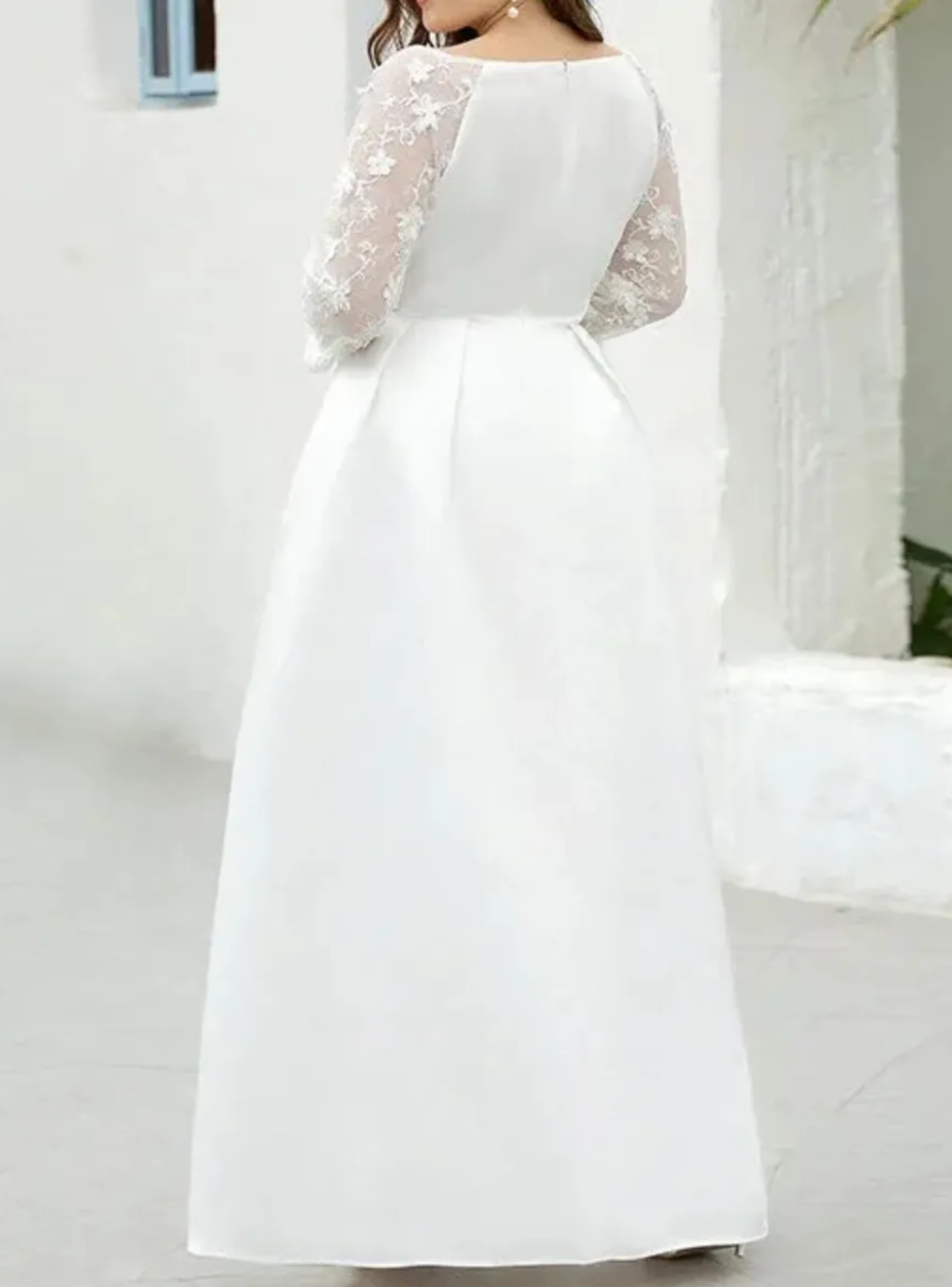 Vestido de novia con mangas bordadas-1