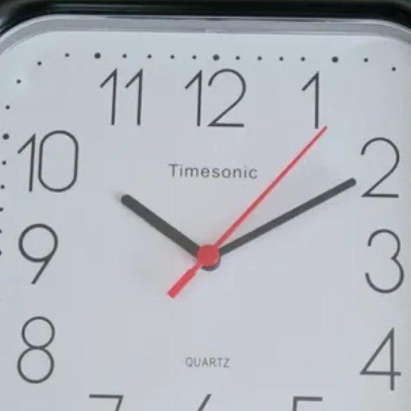 Reloj de pared an logo cuadrado de la marca Timesonic RL TM 903NB-3