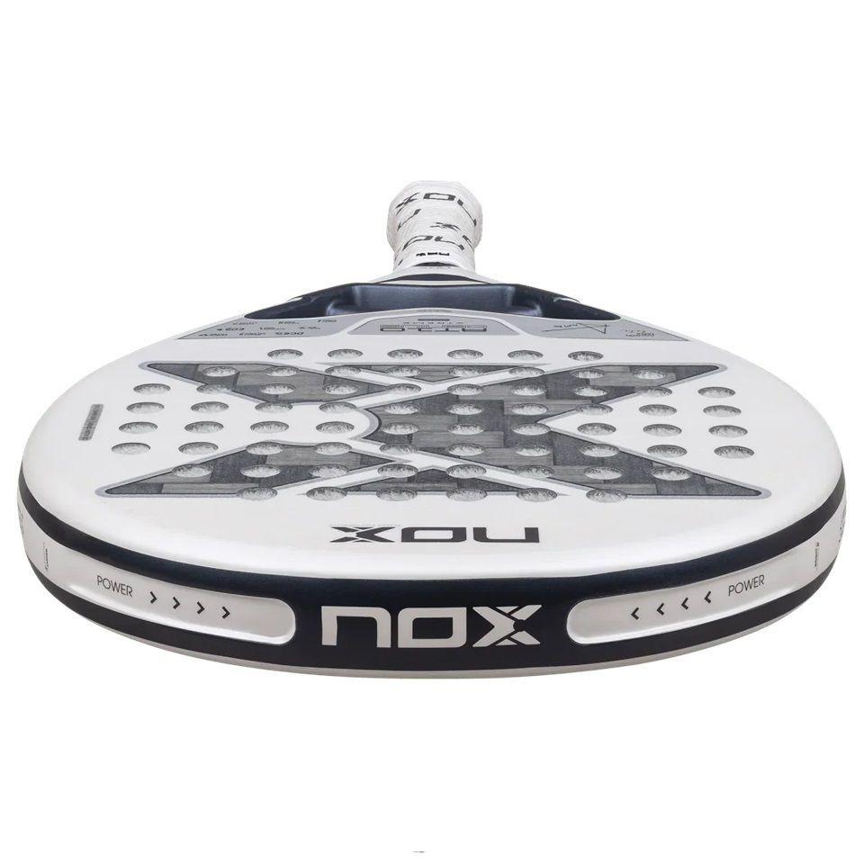 Pala de Padel Nox AT10 Genius 12K Alum XTREM Lite 2026-2