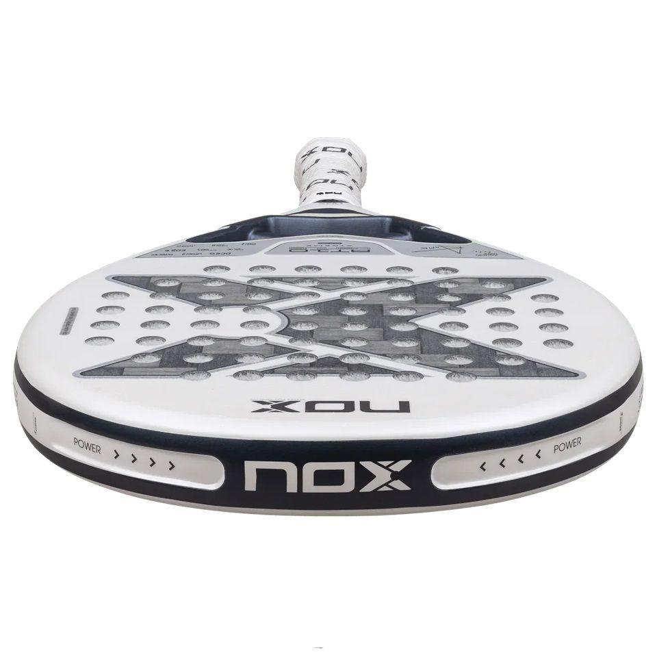 Pala de Padel Nox AT10 Genius 12K Alum XTREM Lite 2026-2