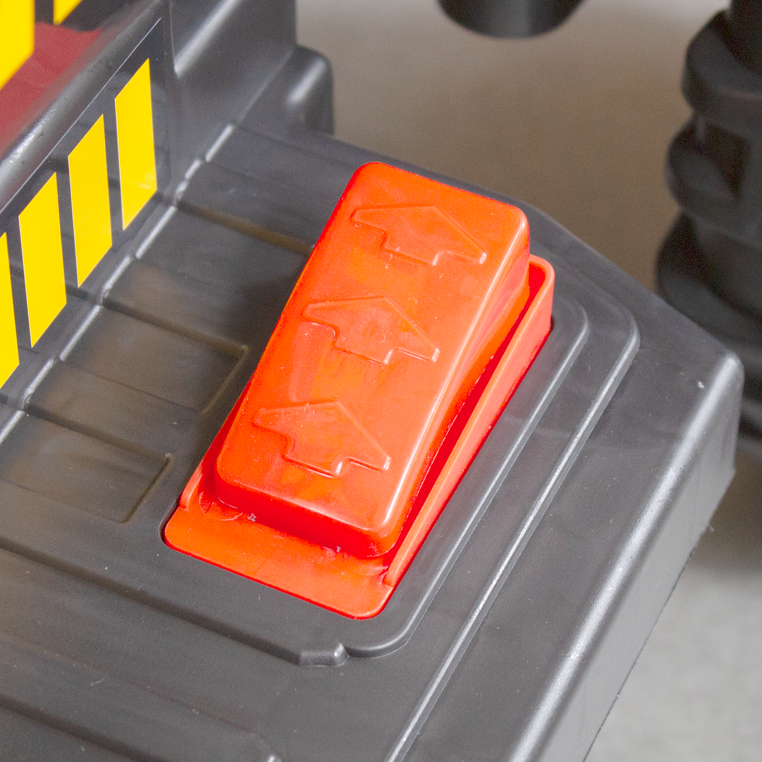 Camión Eléctrico Retroexcavadora Todoterreno Infantil Amarillo-9