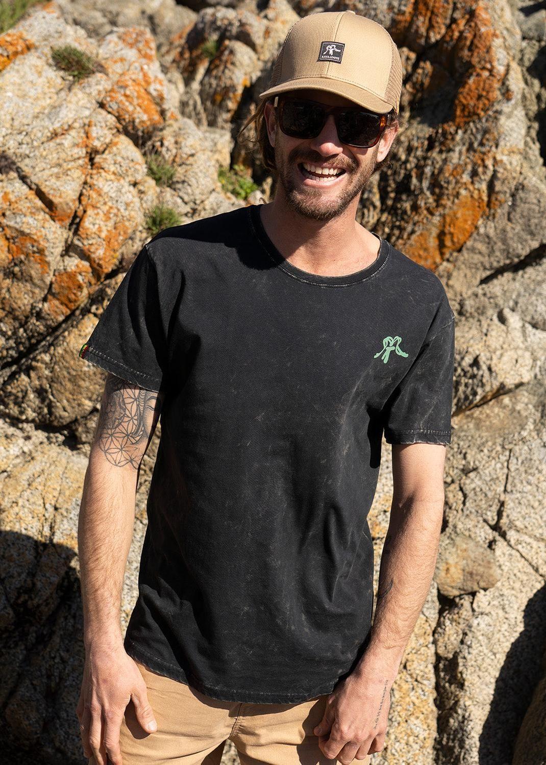 Polera Hombre Living Black-4