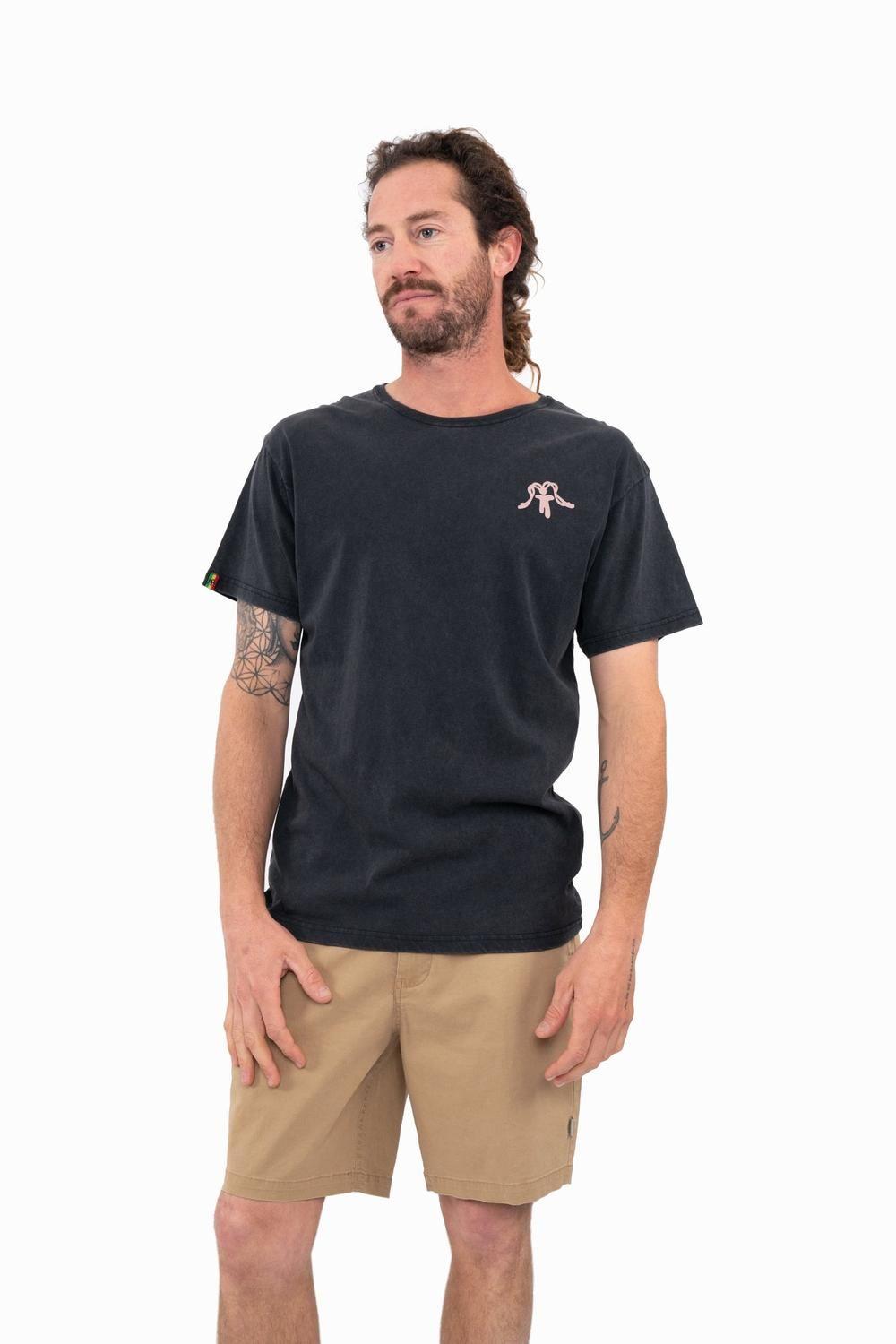 Polera Hombre Orgánica Classy Black Minilogo-0