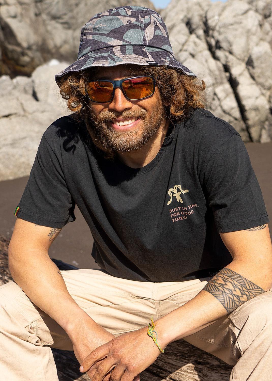 Polera Hombre Good Negra-4
