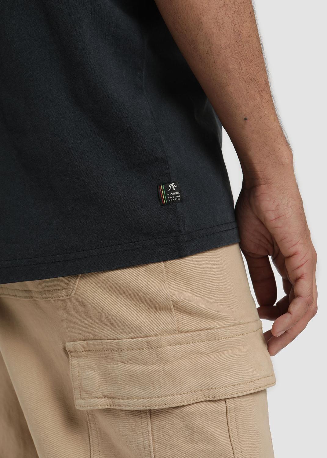 Polera Hombre Outmind Negro-2