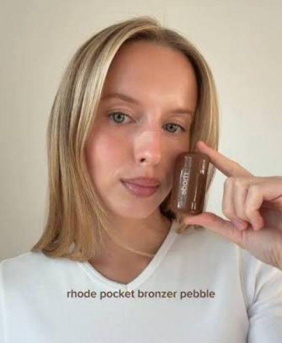 Bronzer Rhode Pocket Bronze en Crema Bronceador Pebble Neutral Rosy-6