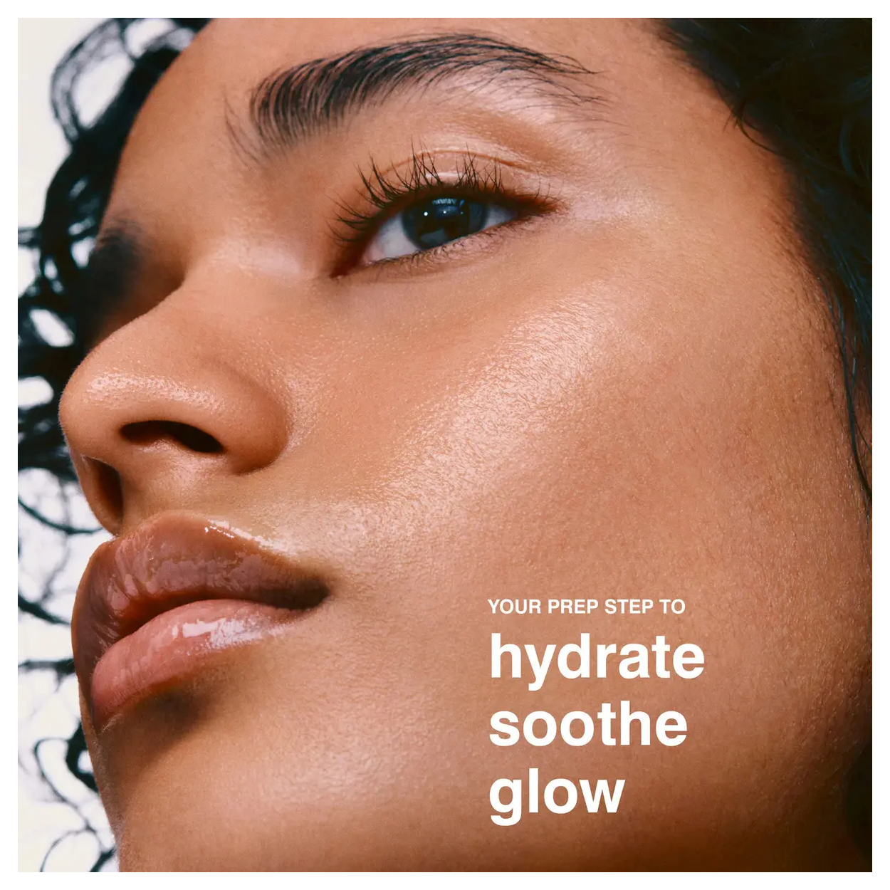 Rhode Glazing Milk Ceramida + Labial Peptidos Peppermint Rhode