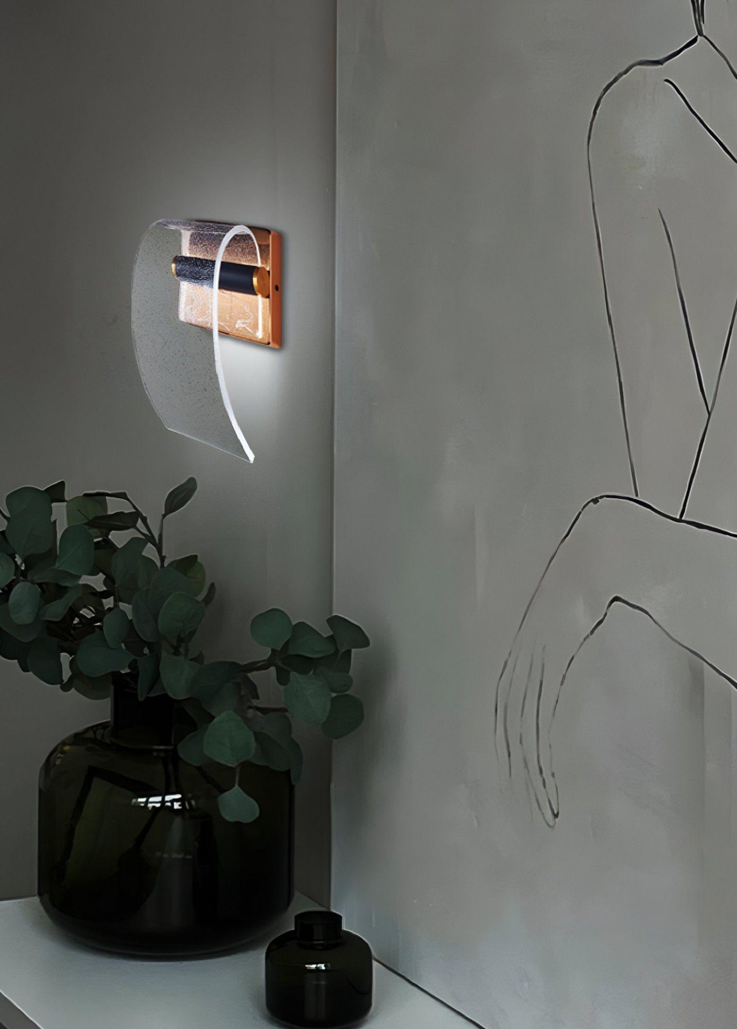 Lámpara Pared LED Elegante Dorada Acrílico Decorativa Jhn-4