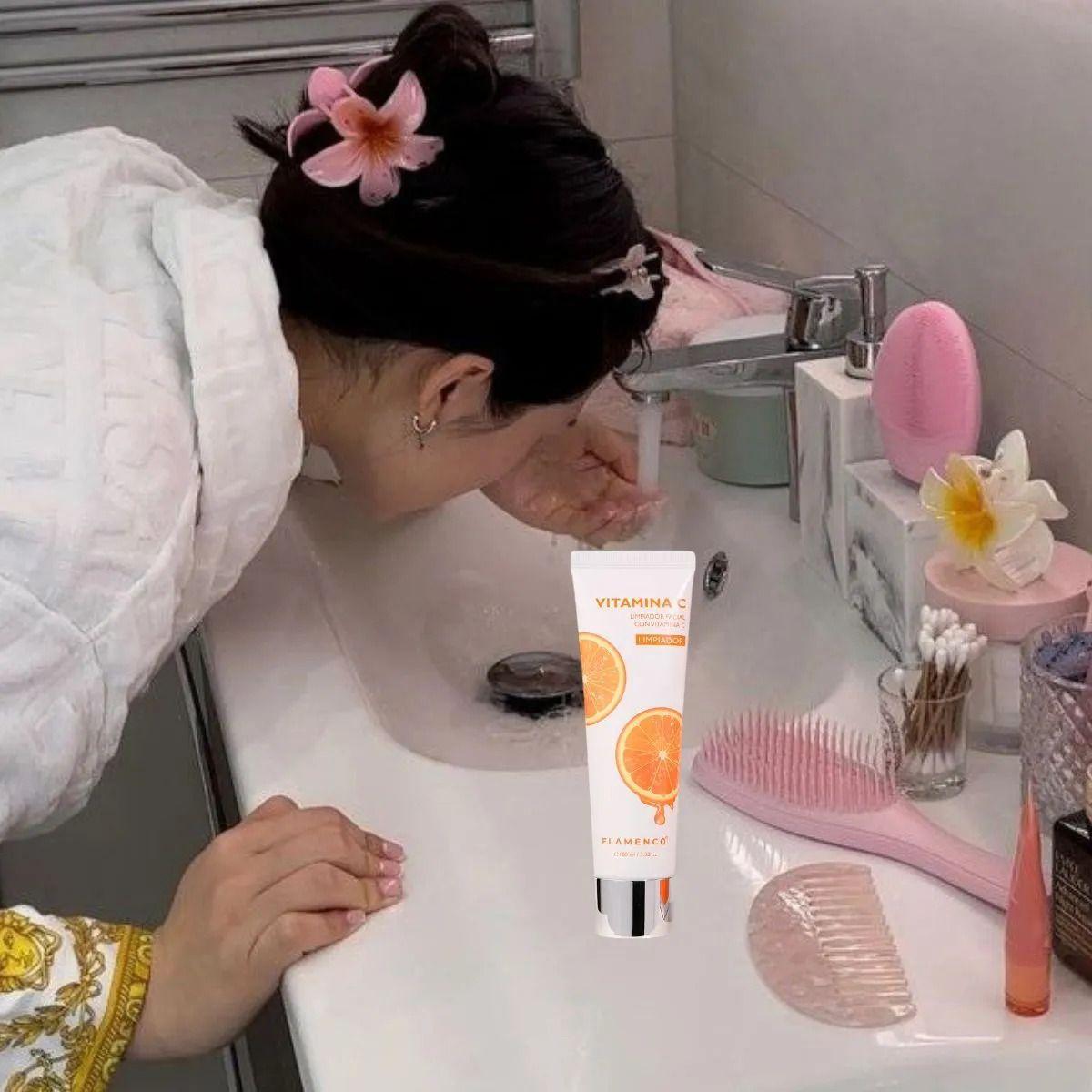 SET 2 LIMPIADOR FACIAL CON VITAMINA C ILUMINA BELLEZA LAU-4