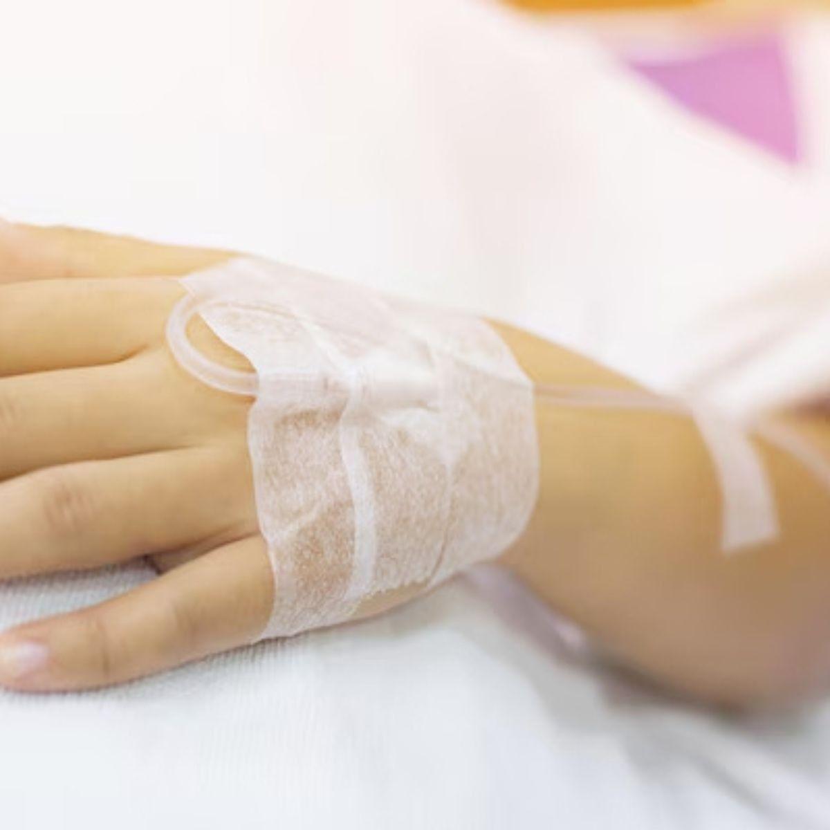 PACK DE 6 CINTAS TELA ADHESIVA 5CMX5M USO MEDICO LAU-1