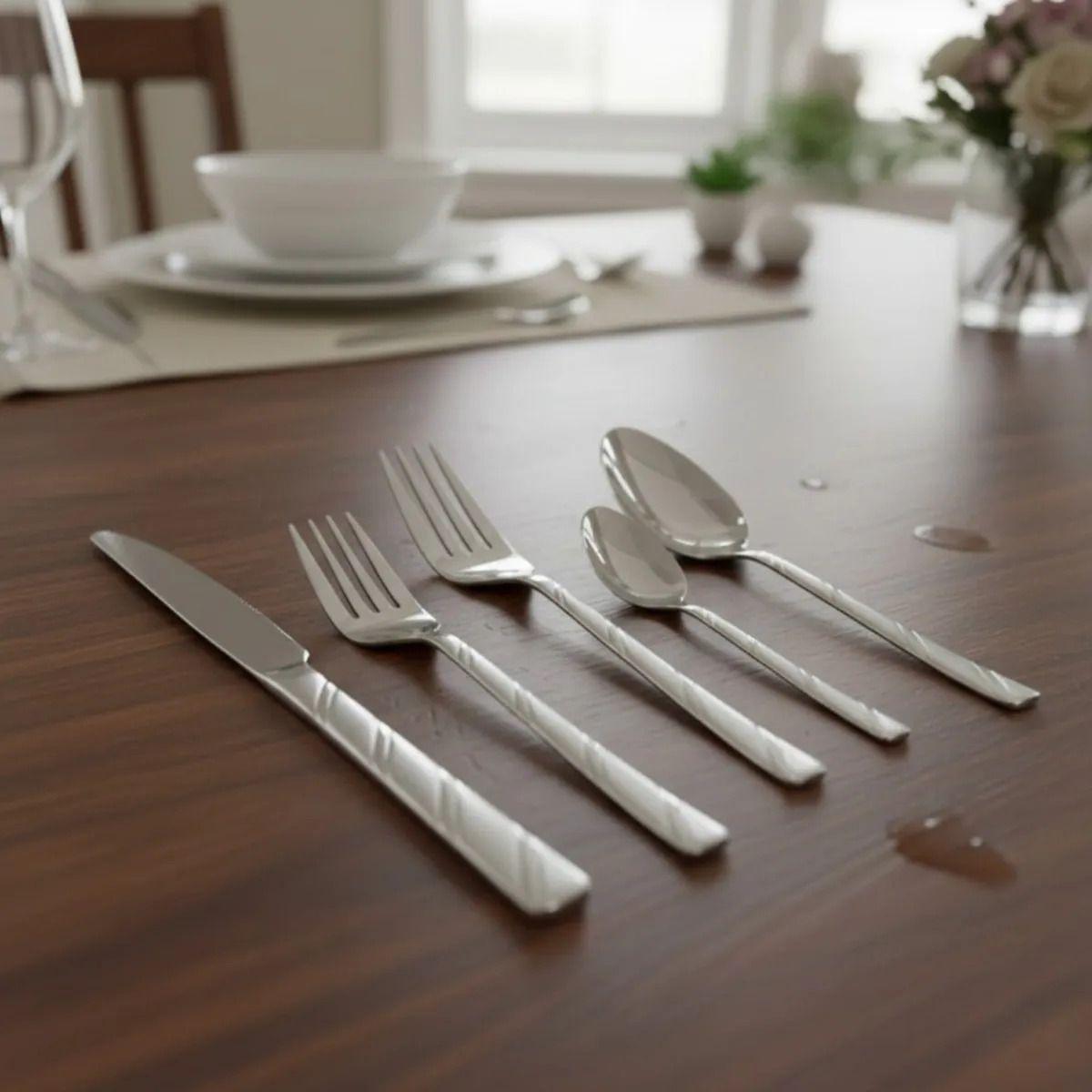 Juego Cubiertos Lujo Relieve Antideslizante 5 Piezas ALJ-9