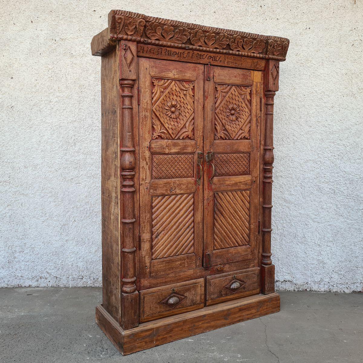 Alacena Dinesh 110x43x165 altura-1