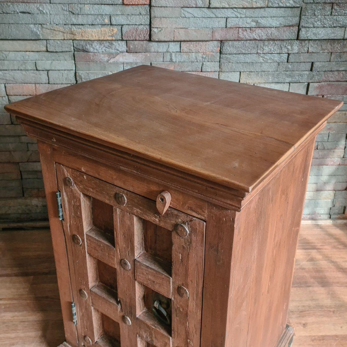 Velador Floro 53x44x74 alto-4