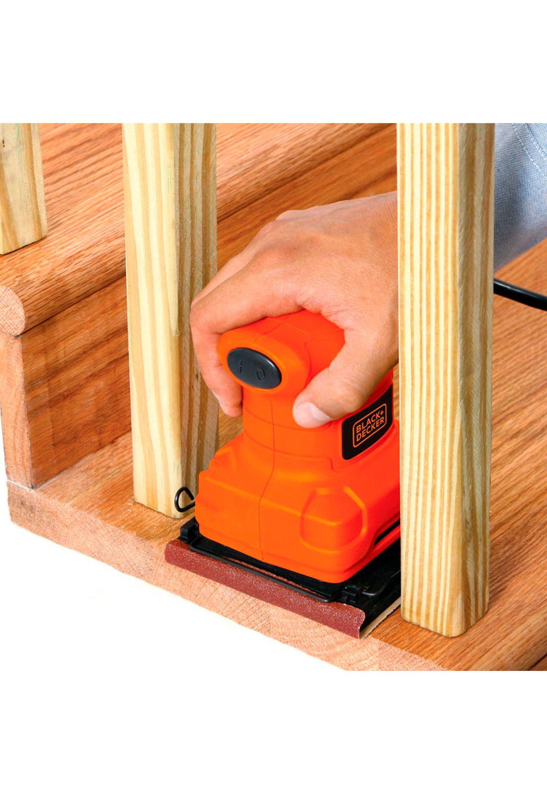 Sierra Circular 1400W + Lijadora 200W Black And Decker-5