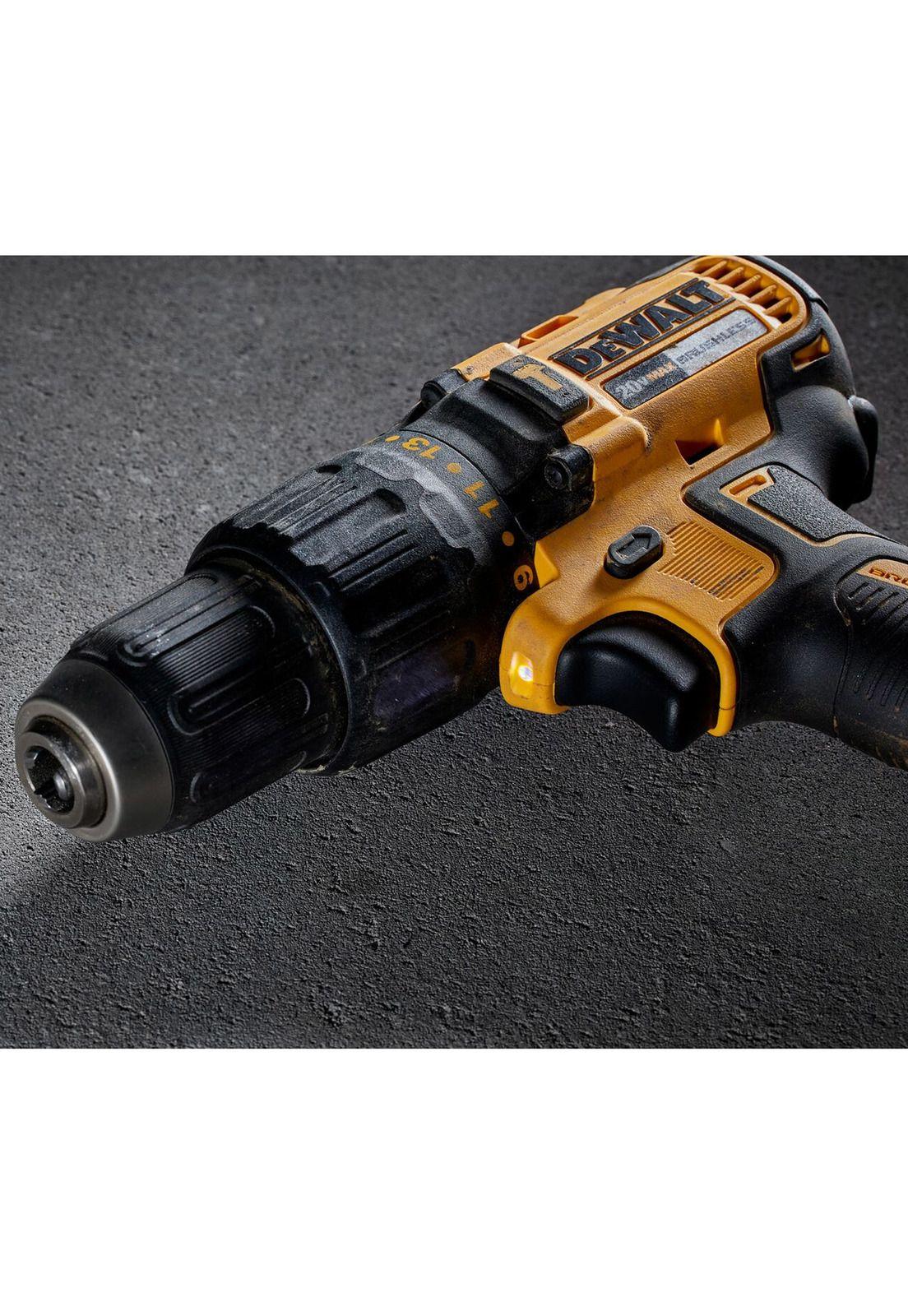 Kit Taladro Percutor + Sierra Caladora 20V DEWALT DCK249M1-6