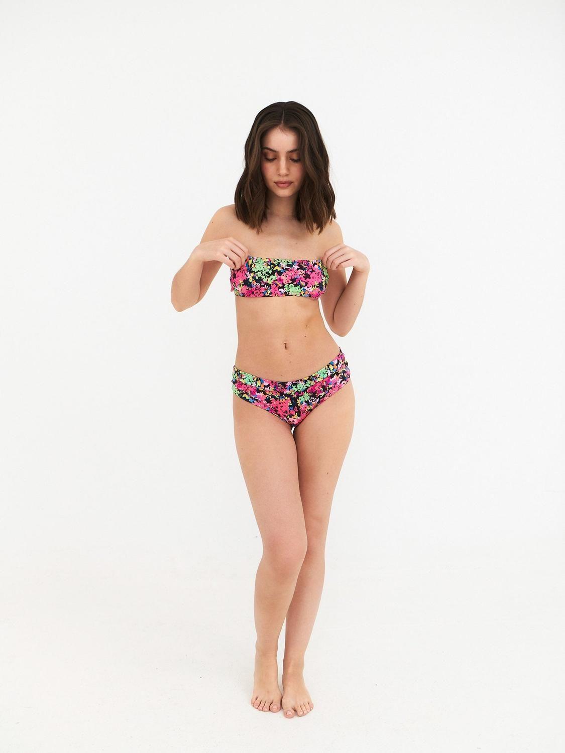 Top de Bikini Daikiri Mujer Strapless Flores Negro Rosa Flúor Filtro UV50+-6