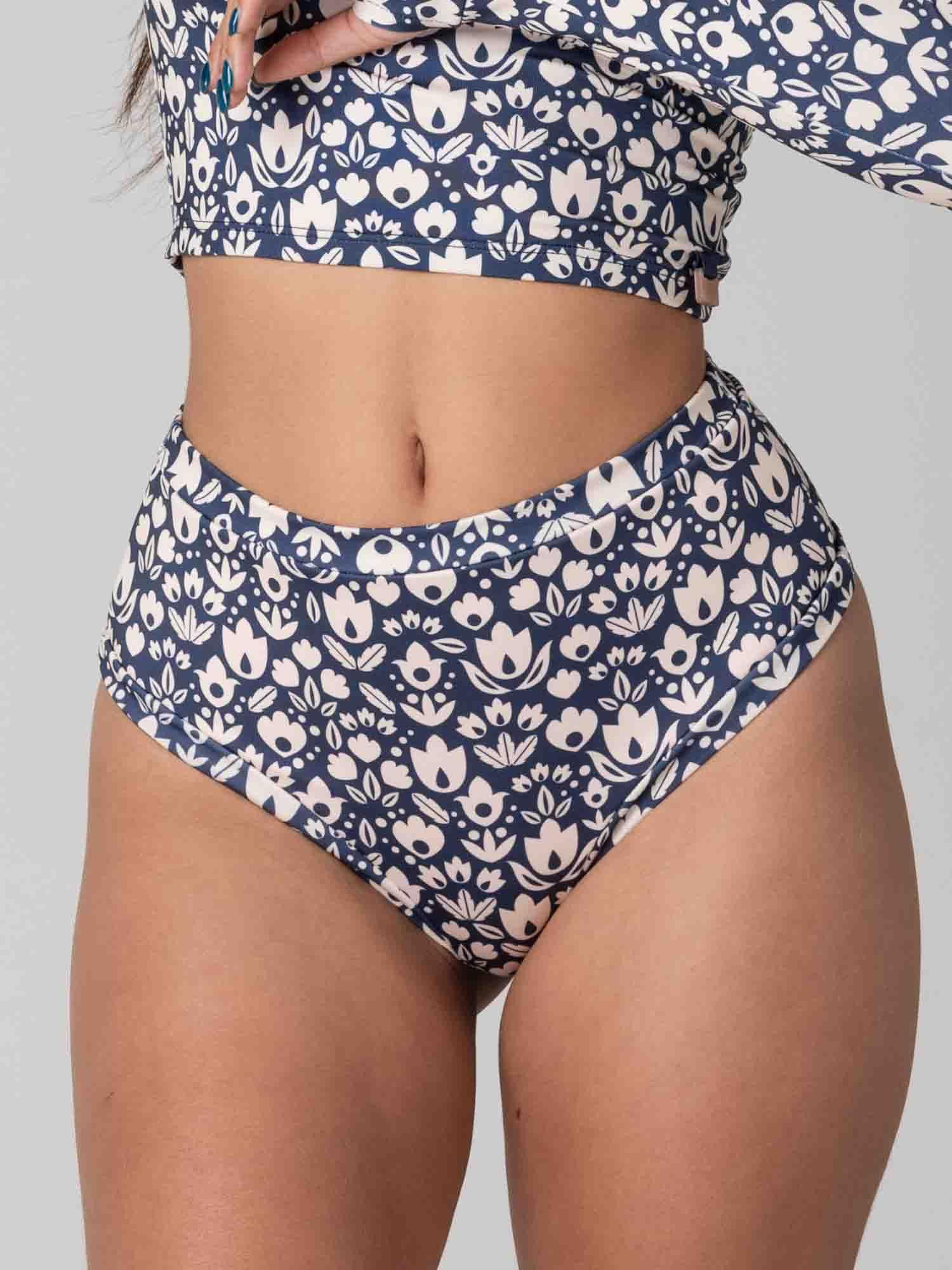 Bottom de Bikini Daikiri Mujer Calzón Tiro Alto Sin Elasticos Floral Marino Crema Protección UV50+-0
