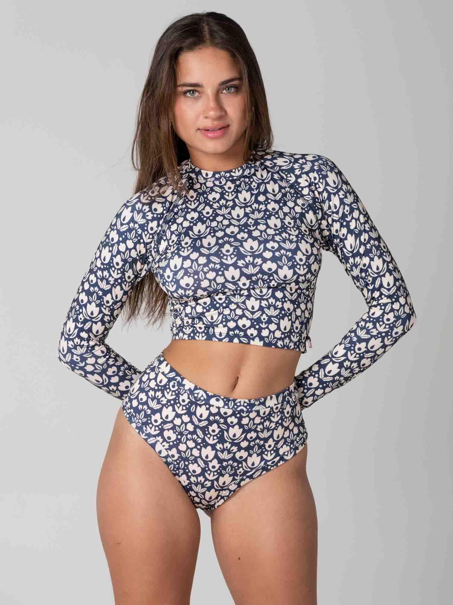 Bottom de Bikini Daikiri Mujer Calzón Tiro Alto Sin Elasticos Floral Marino Crema Protección UV50+-6