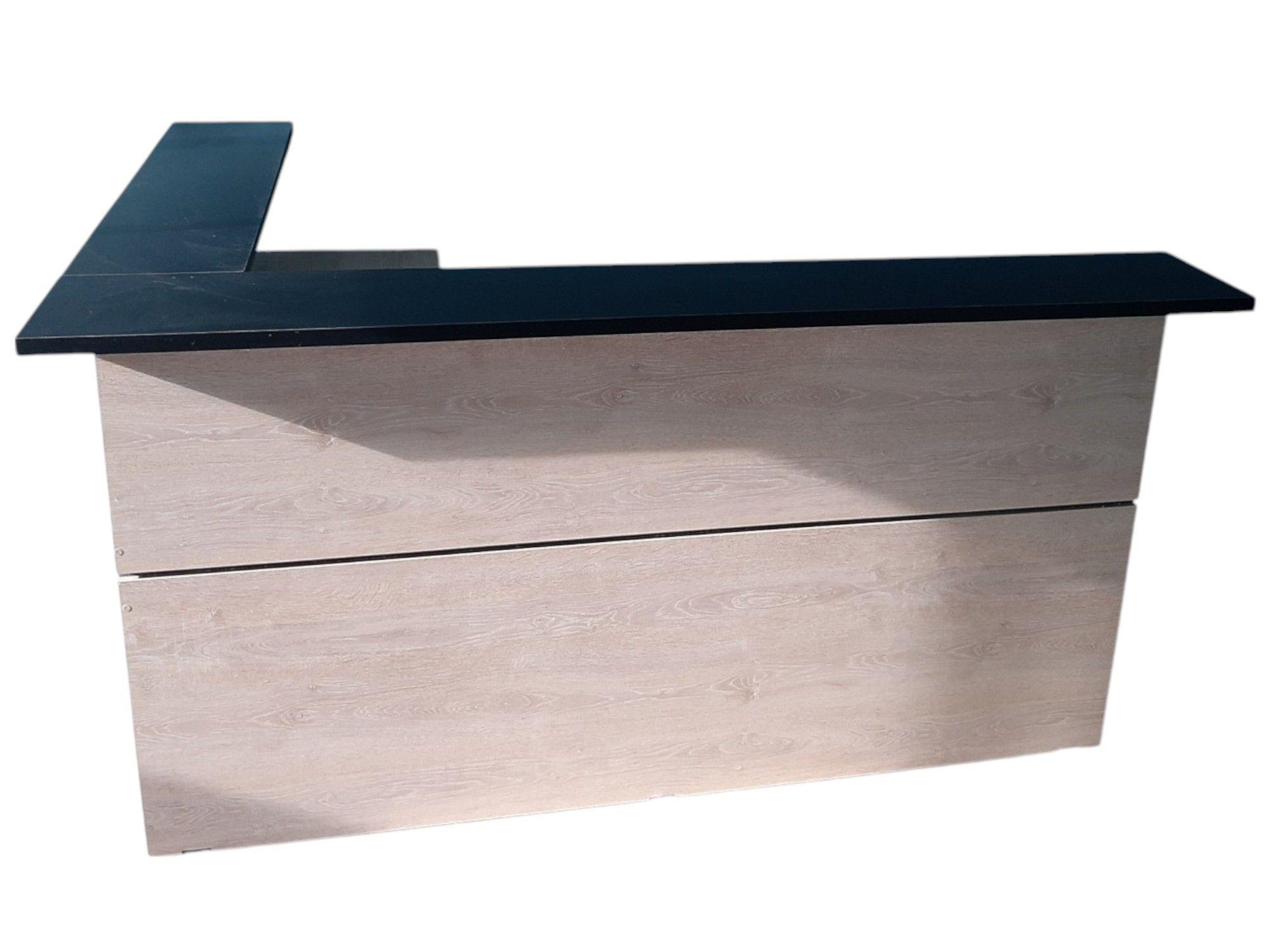 Meson de Recepcion en L Modelo Da Vinci-3