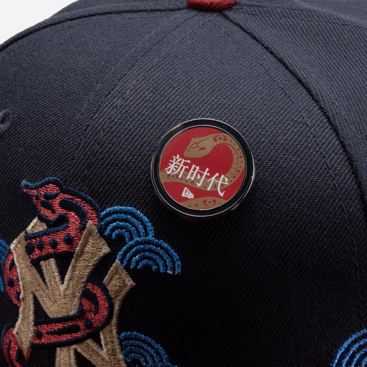Gorra 59Fifty New York Yankees MLB Lunar New Year 2025 Navy - 60670008-3