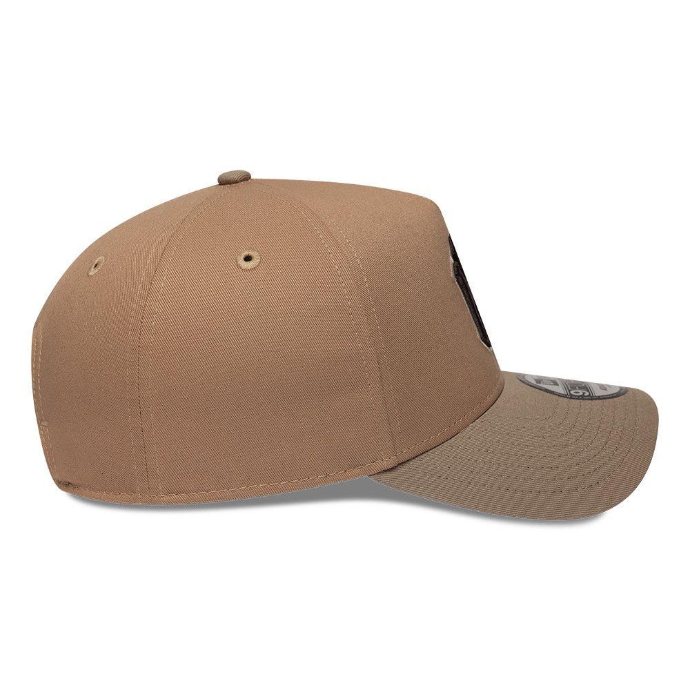 Gorra 9Forty MLB New York Yankees Japan Mocha Mousse Café-4
