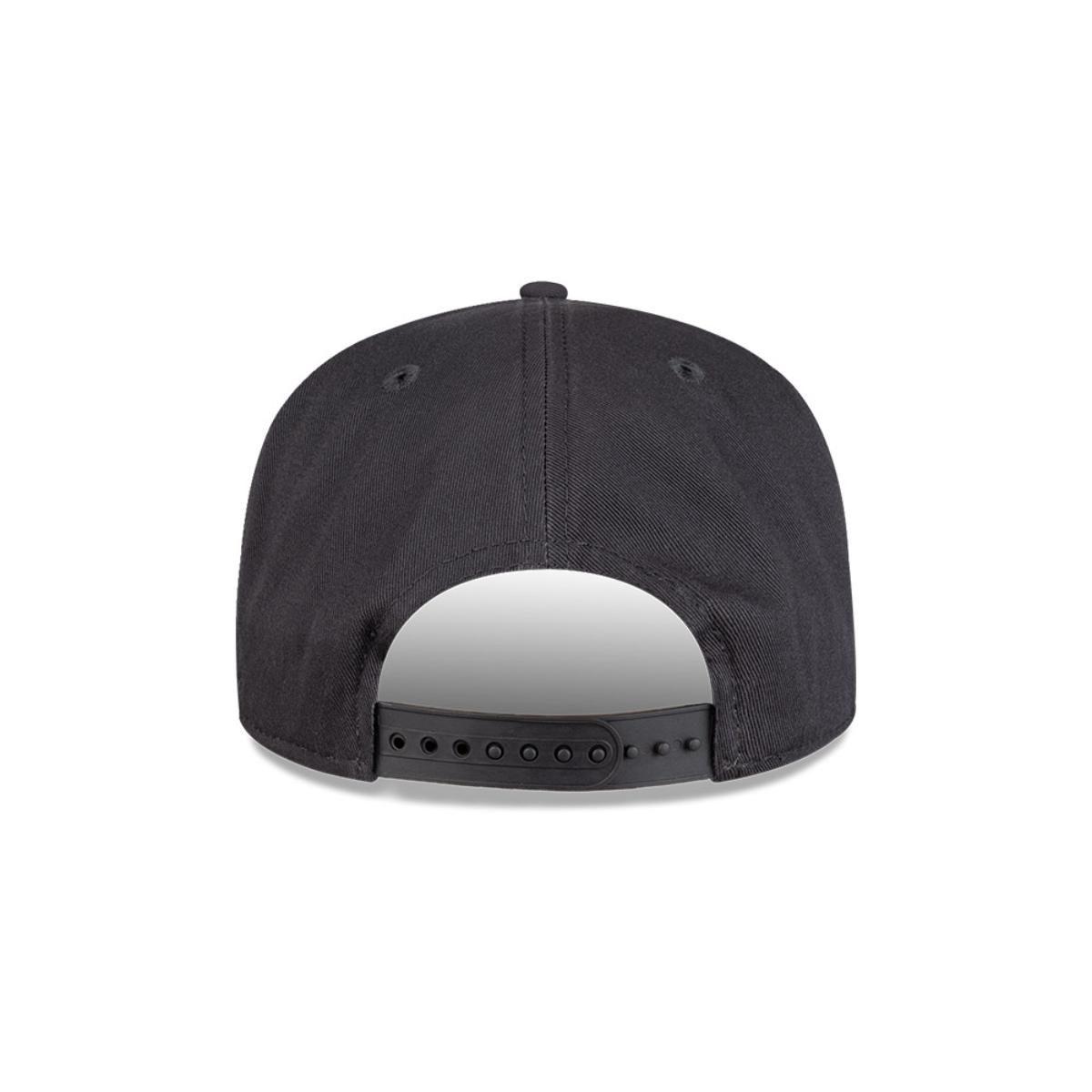 Gorra 59Fifty Universidad de Chile Futbol Black and White - 60655340-4