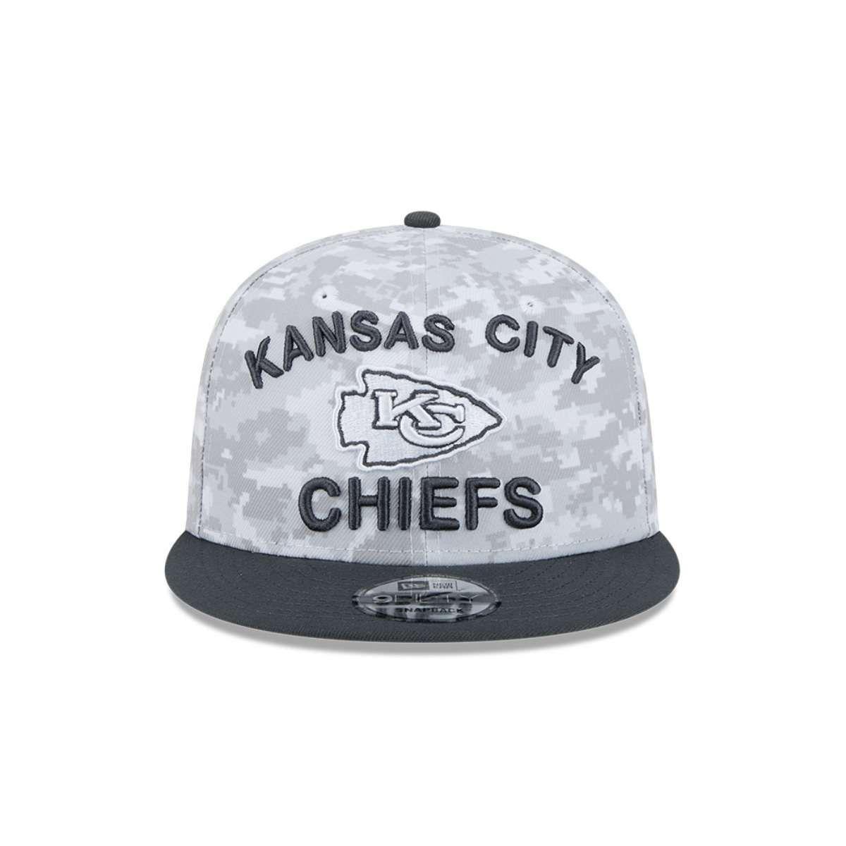 Gorra 9Fifty Kansas City Chiefs NFL Salute to Service Charcoal - 60583020-2