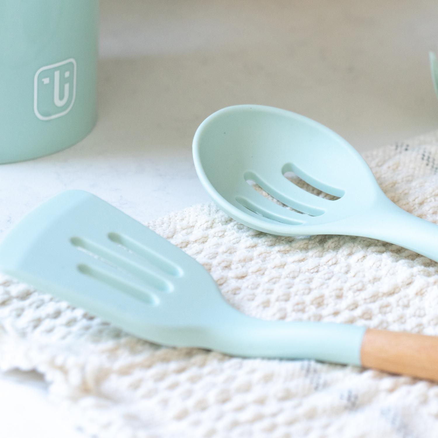 Batería Cocina Classic 8 pzs + Set 12 Utensilios Calipso-6