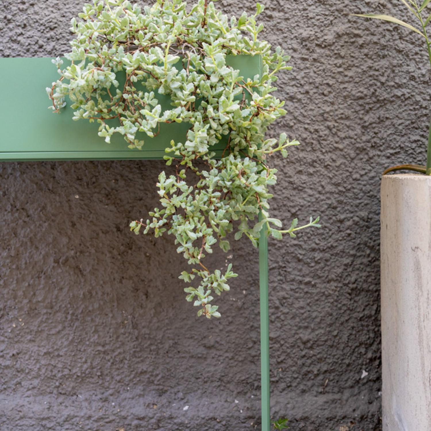 Macetero 55x20x70CM Metal Verde DAY-4