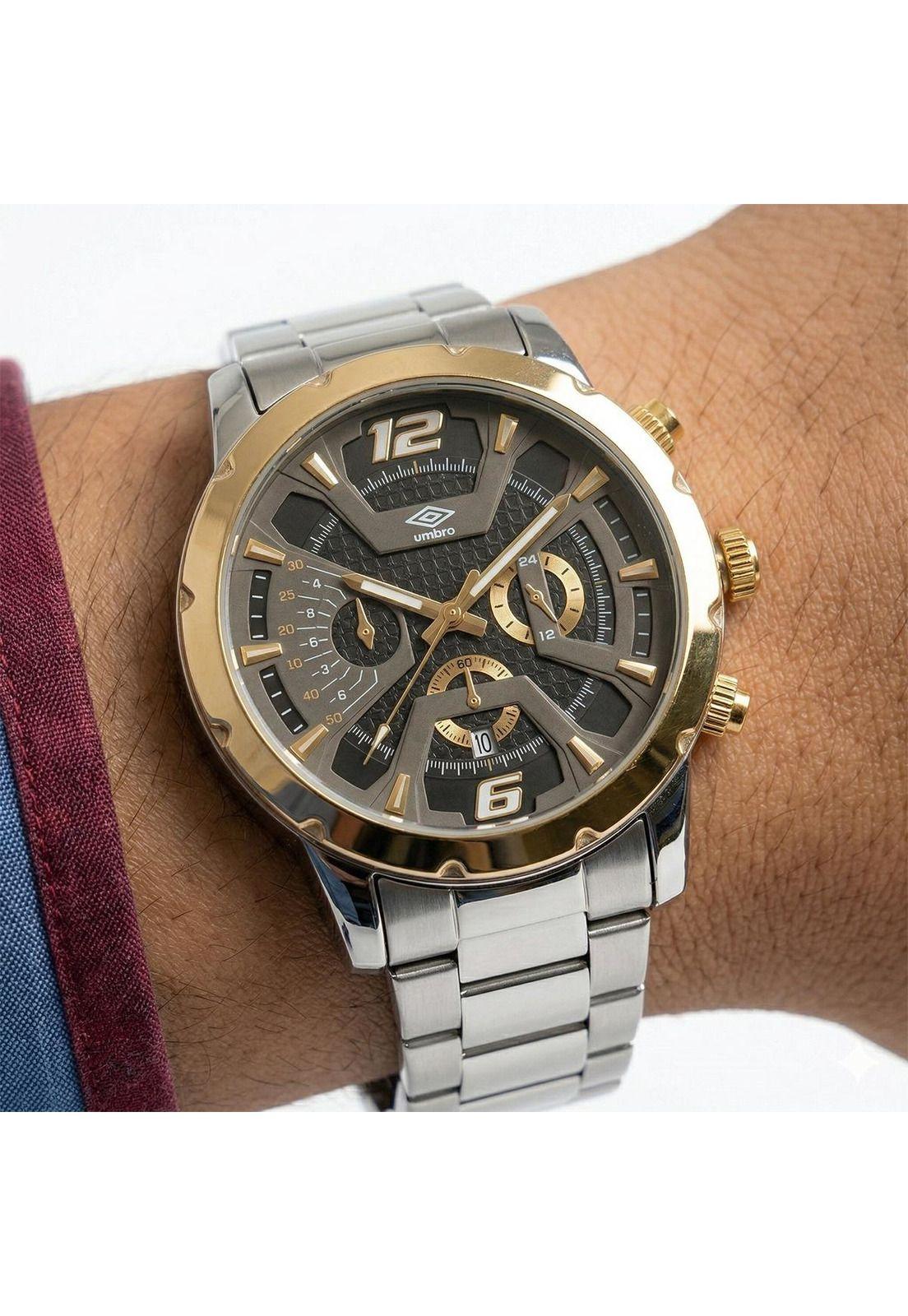Reloj Análogo Hombre Umbro Plus Plateado UMBP-1500-80-2
