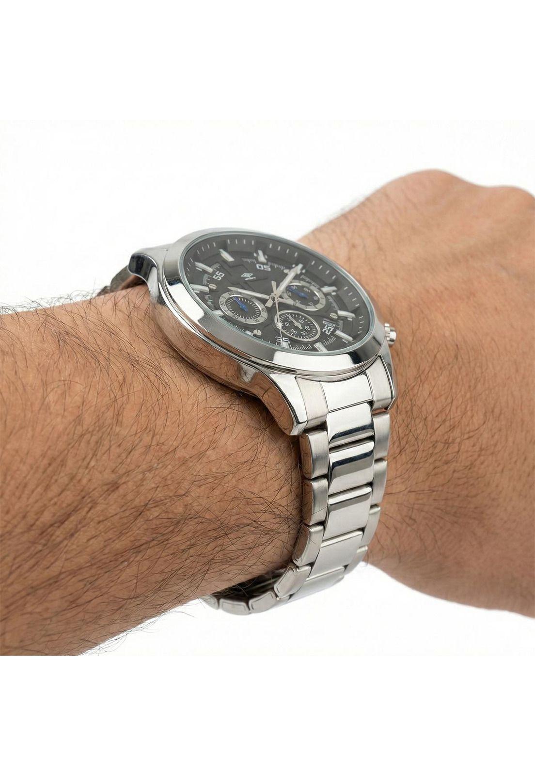 Reloj Análogo Hombre Umbro Plus Plateado UMBP-1500-100-2