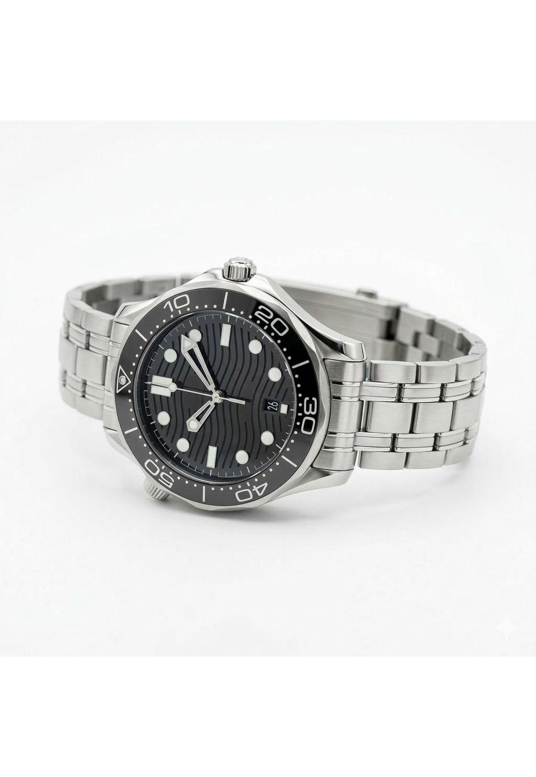 Reloj Análogo Hombre Umbro Plus Plateado UMBP-1500-184-1