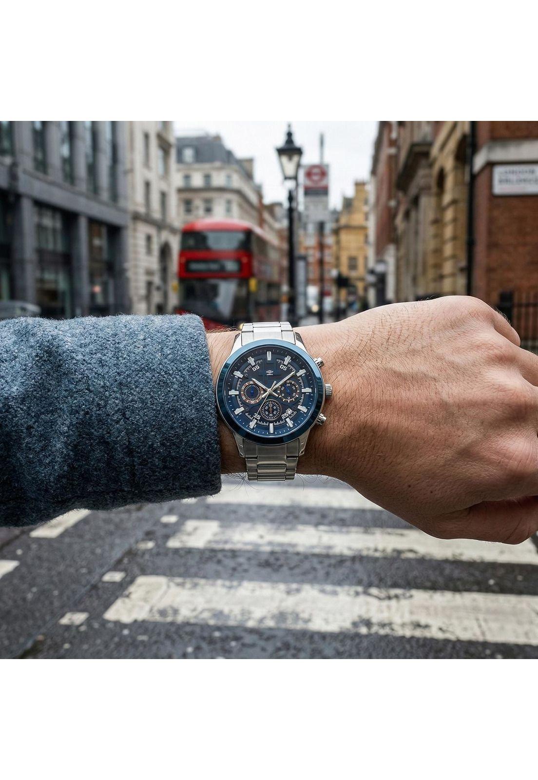 Reloj Análogo Hombre Umbro Plus Plateado UMBP-1500-102-1