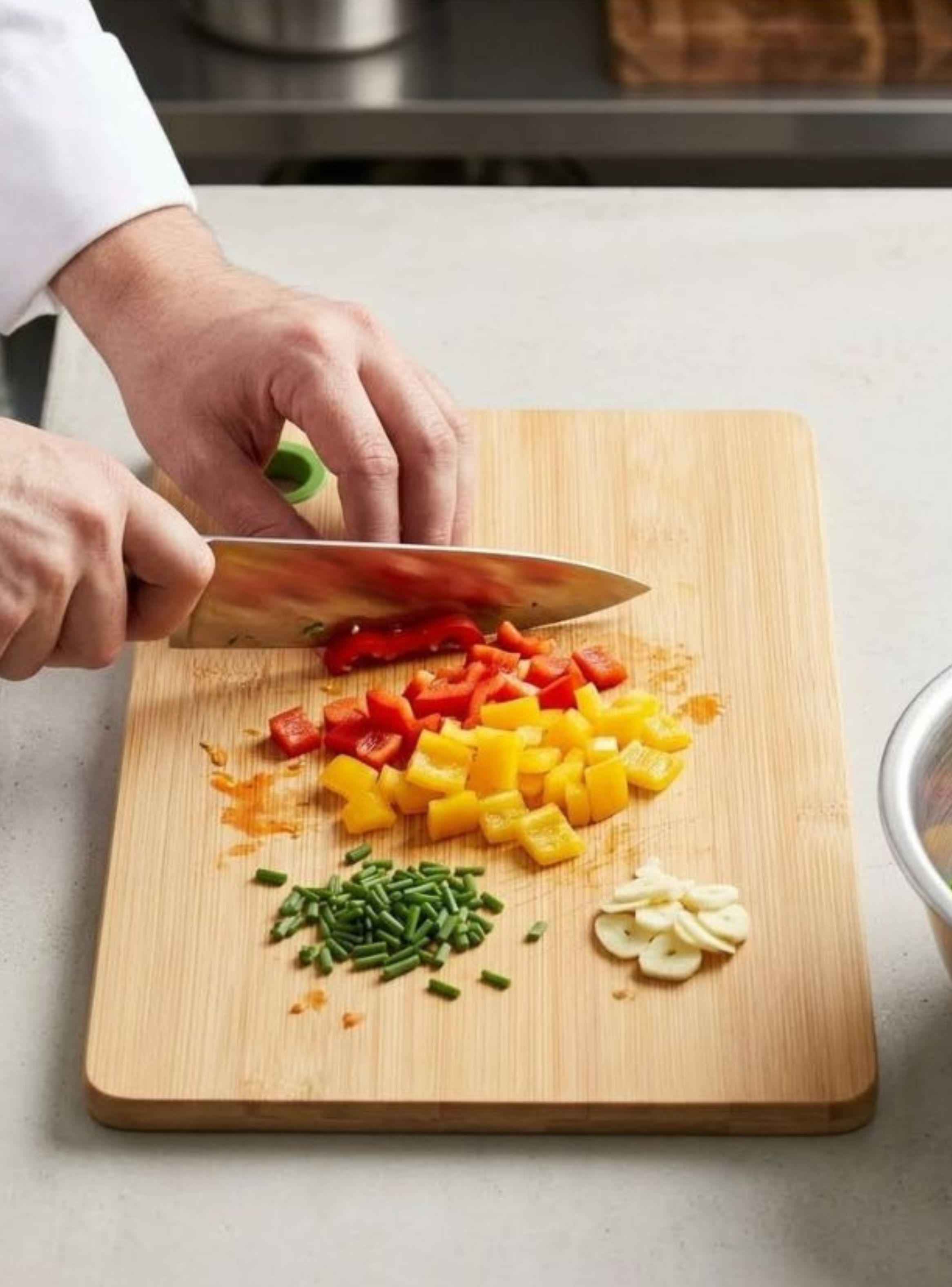  Tabla Picar Bambú Genichi Antideslizante Cocina 34x24 cm-3