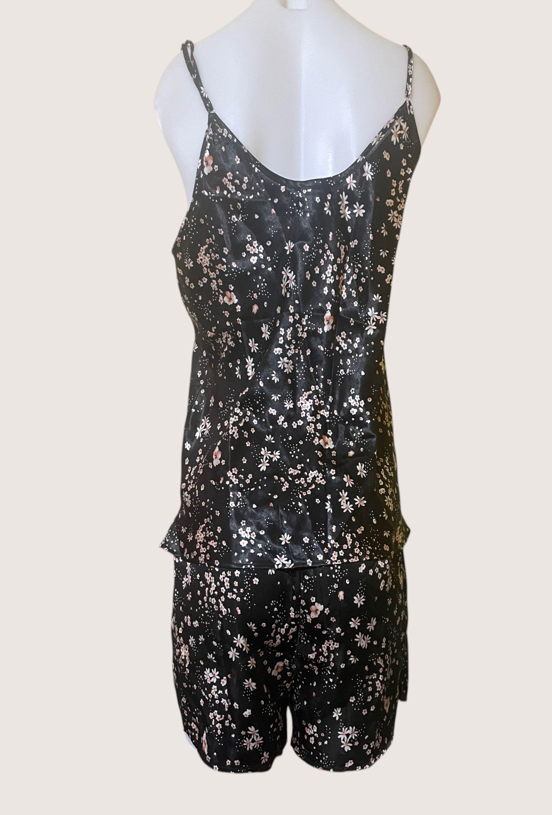 Pijama Satinado Mujer Floral Elegante – Conjunto Short y Top con Encaje, Nuevo sin Uso-3