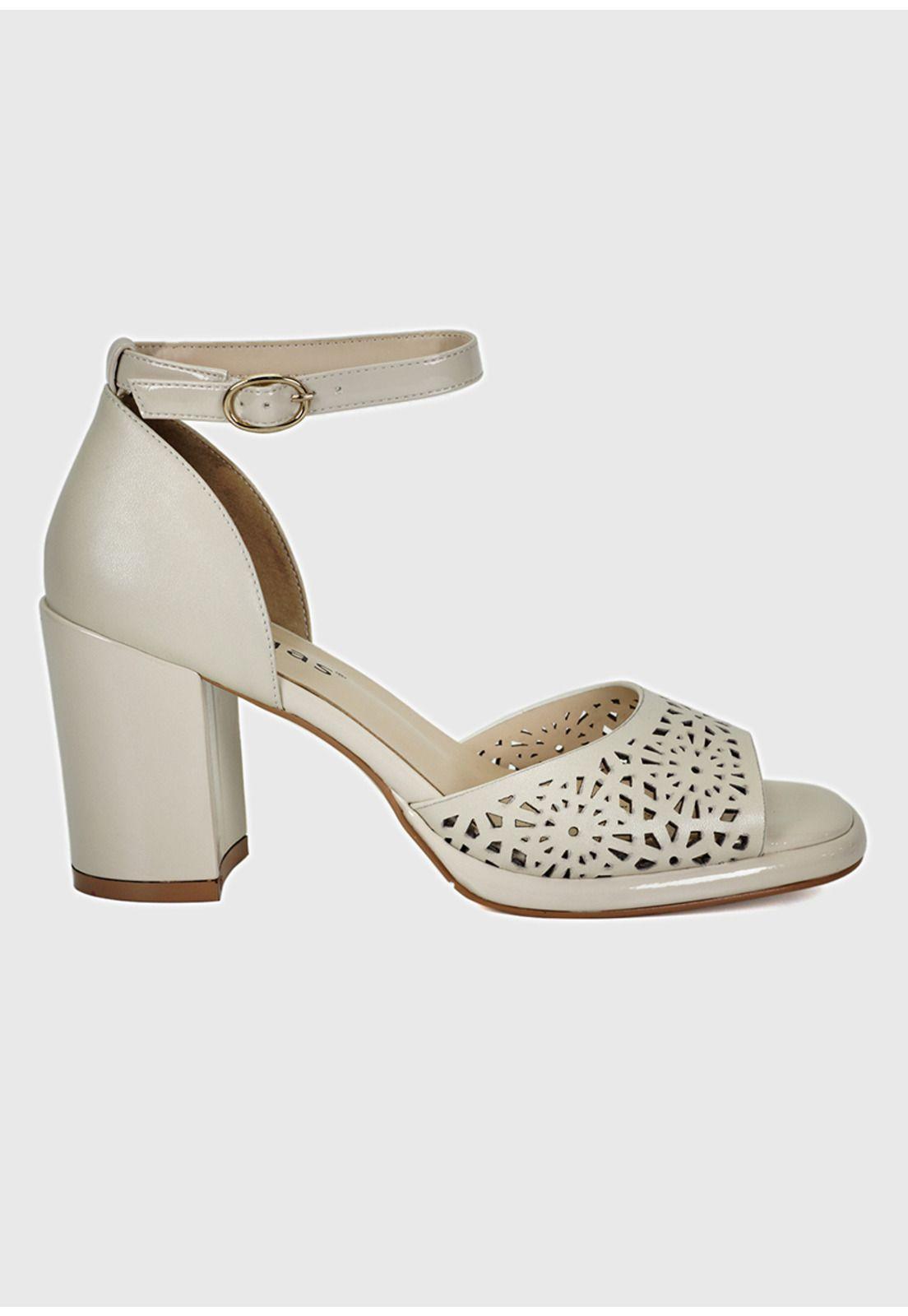 Sandalia Beatriz Crema-1