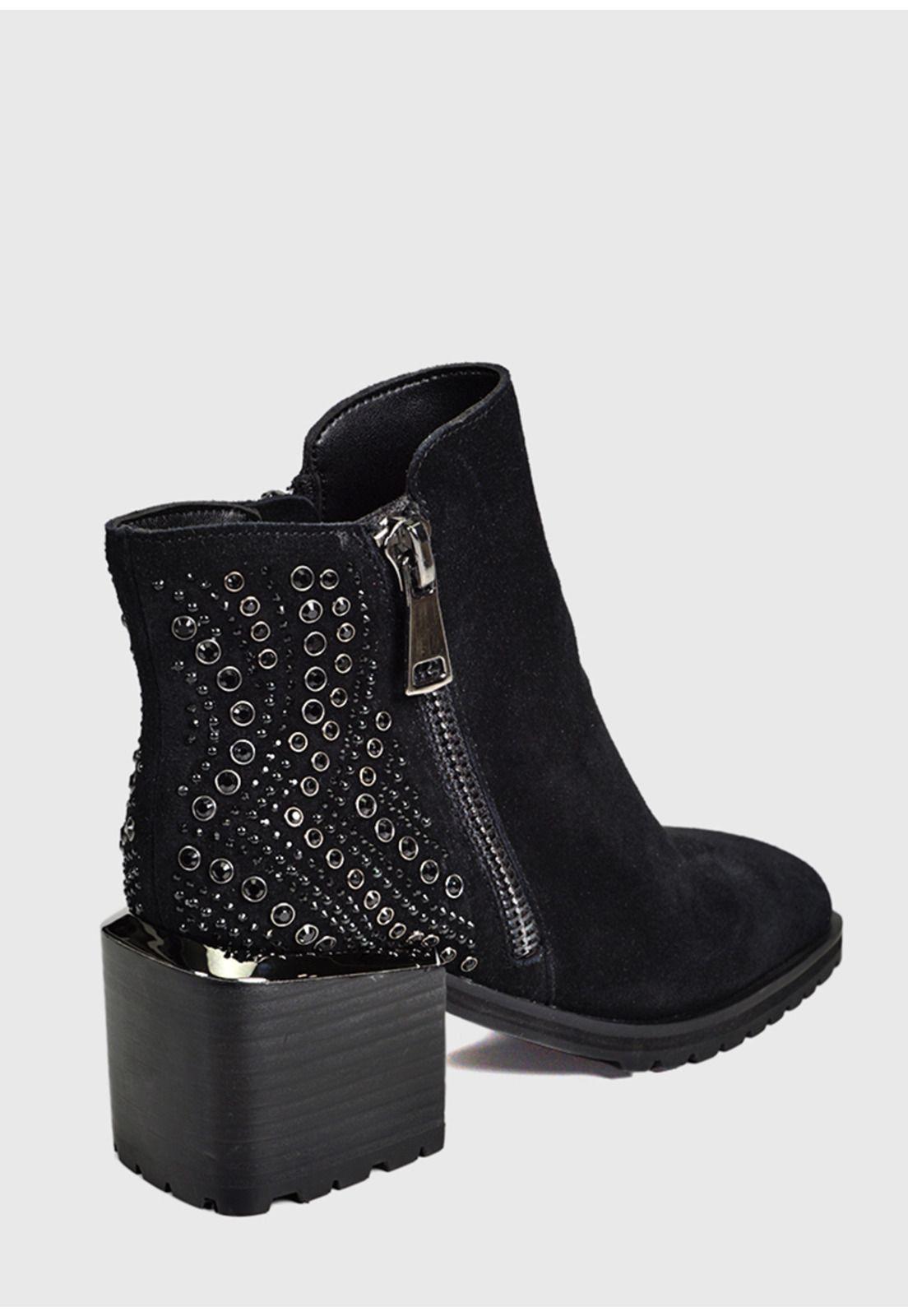 Botín Cuero Plunie Negro con prederia brillante-4