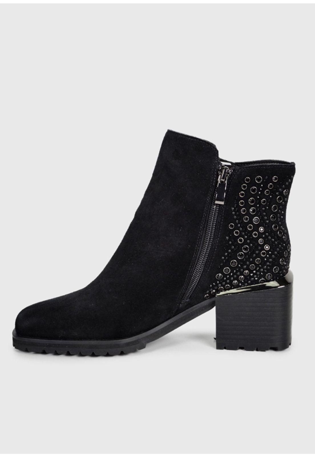 Botín Cuero Plunie Negro con prederia brillante-5