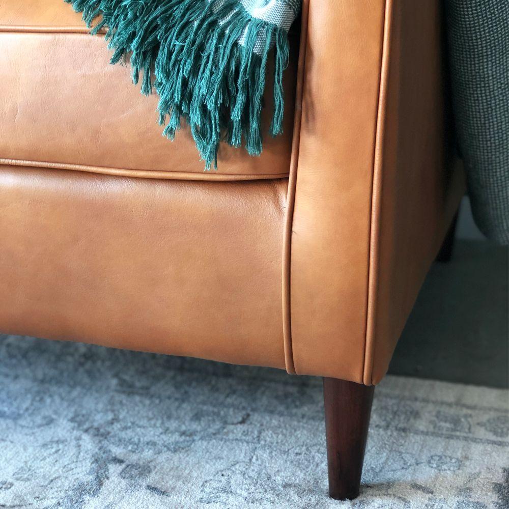 SOFA 3C HENRY TAN CUERO-3