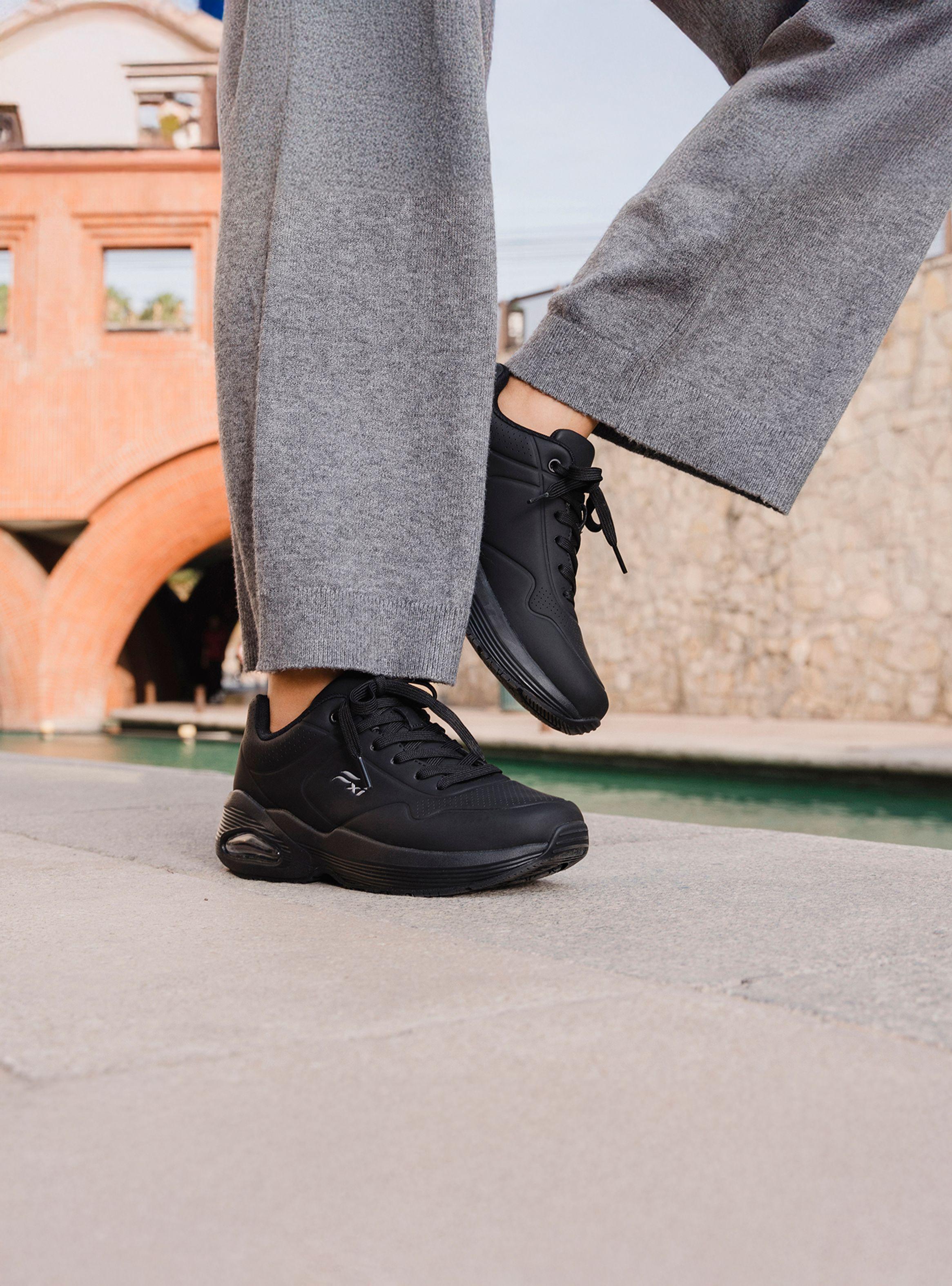 Zapatilla Mujer Saluma 131501 Negra-2