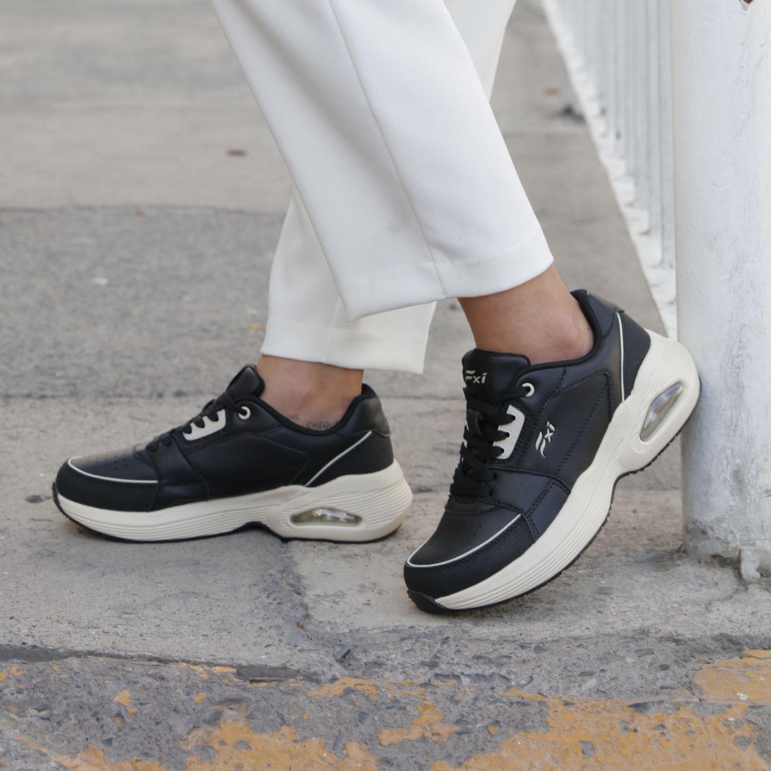 Zapatilla Mujer Saluma 131503 Negra Flexi-1