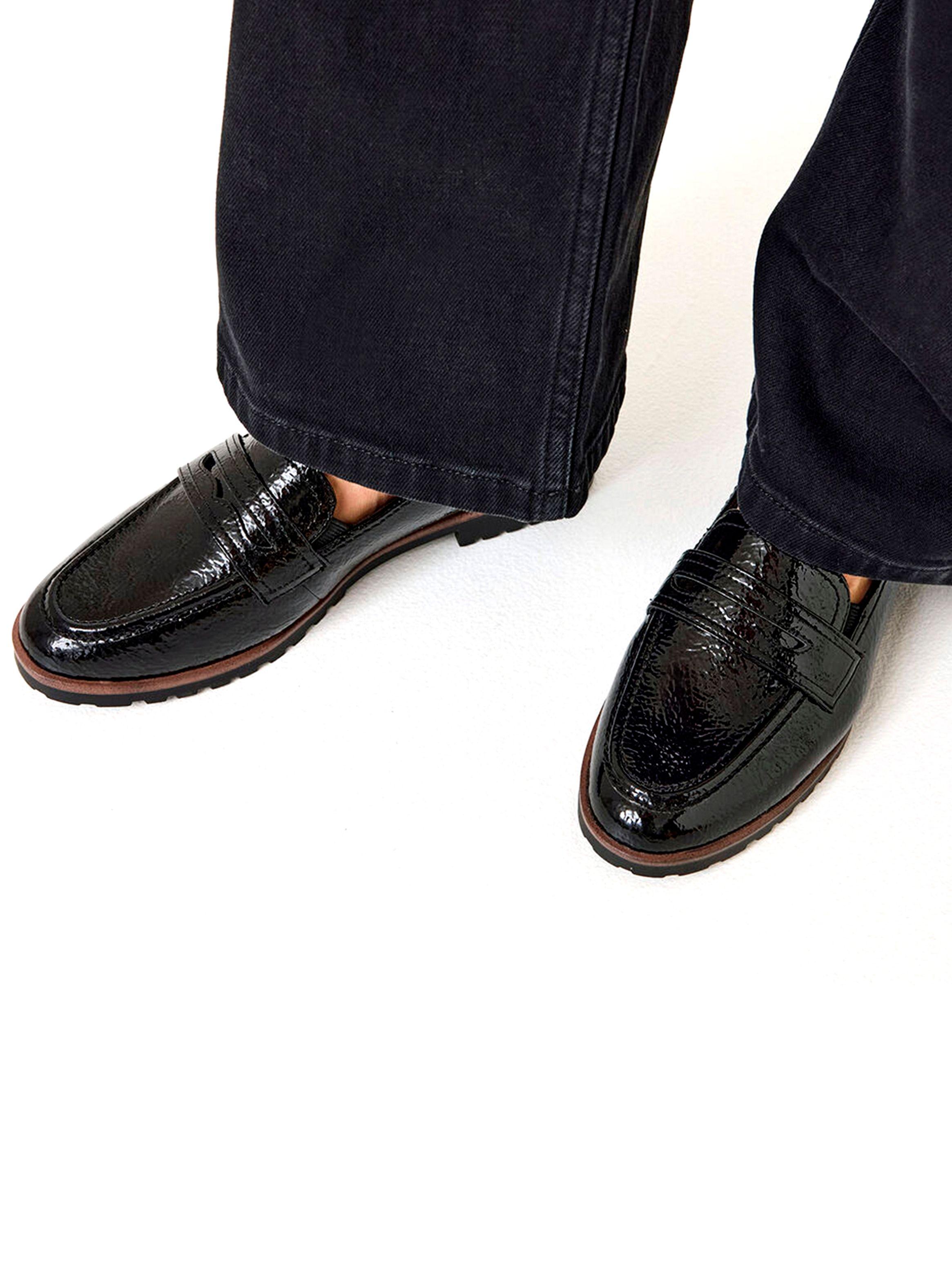 Mocasín Mujer 24239-42 negro charol Flexi-4