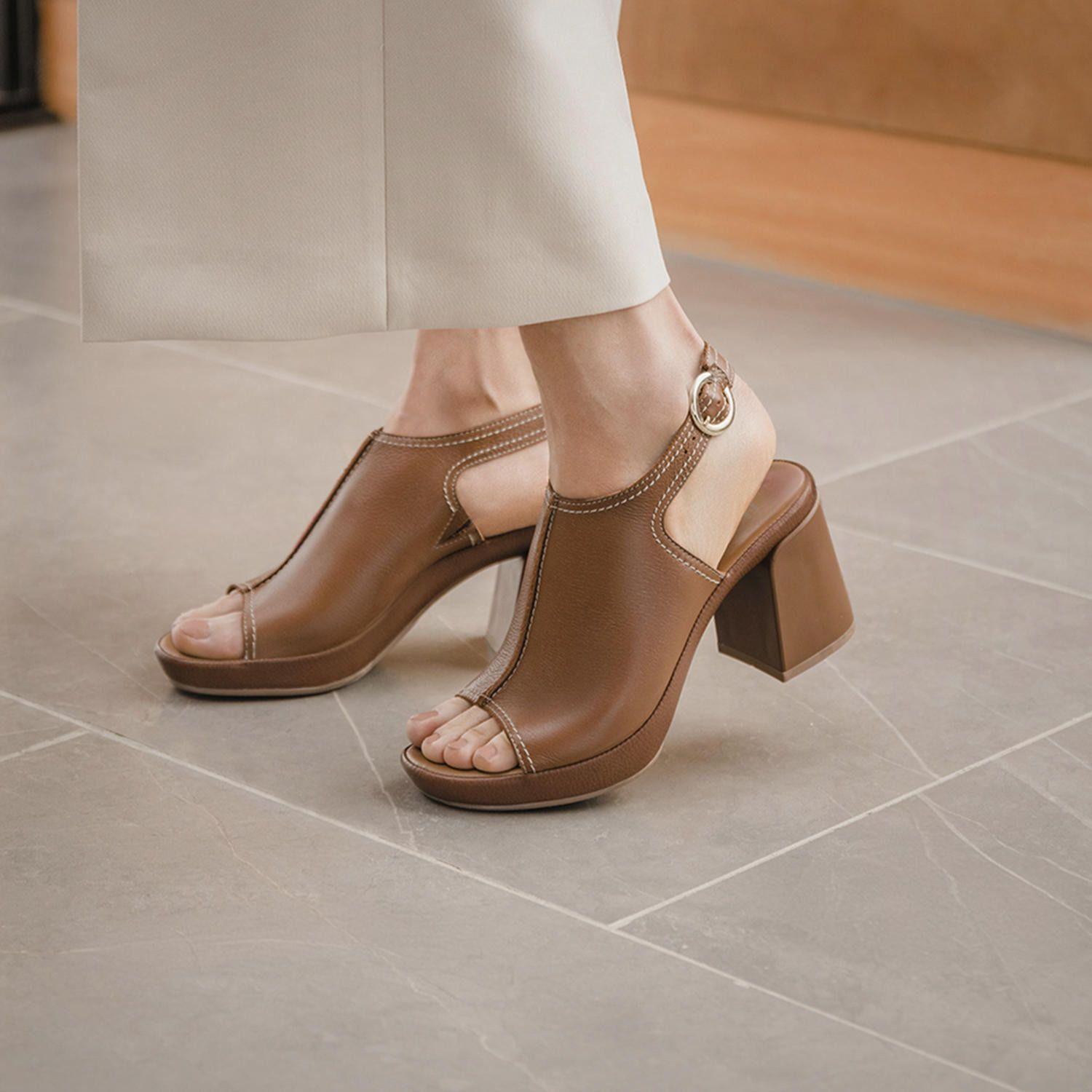 Sandalia Mujer Birgit 122703 Café Flexi-1