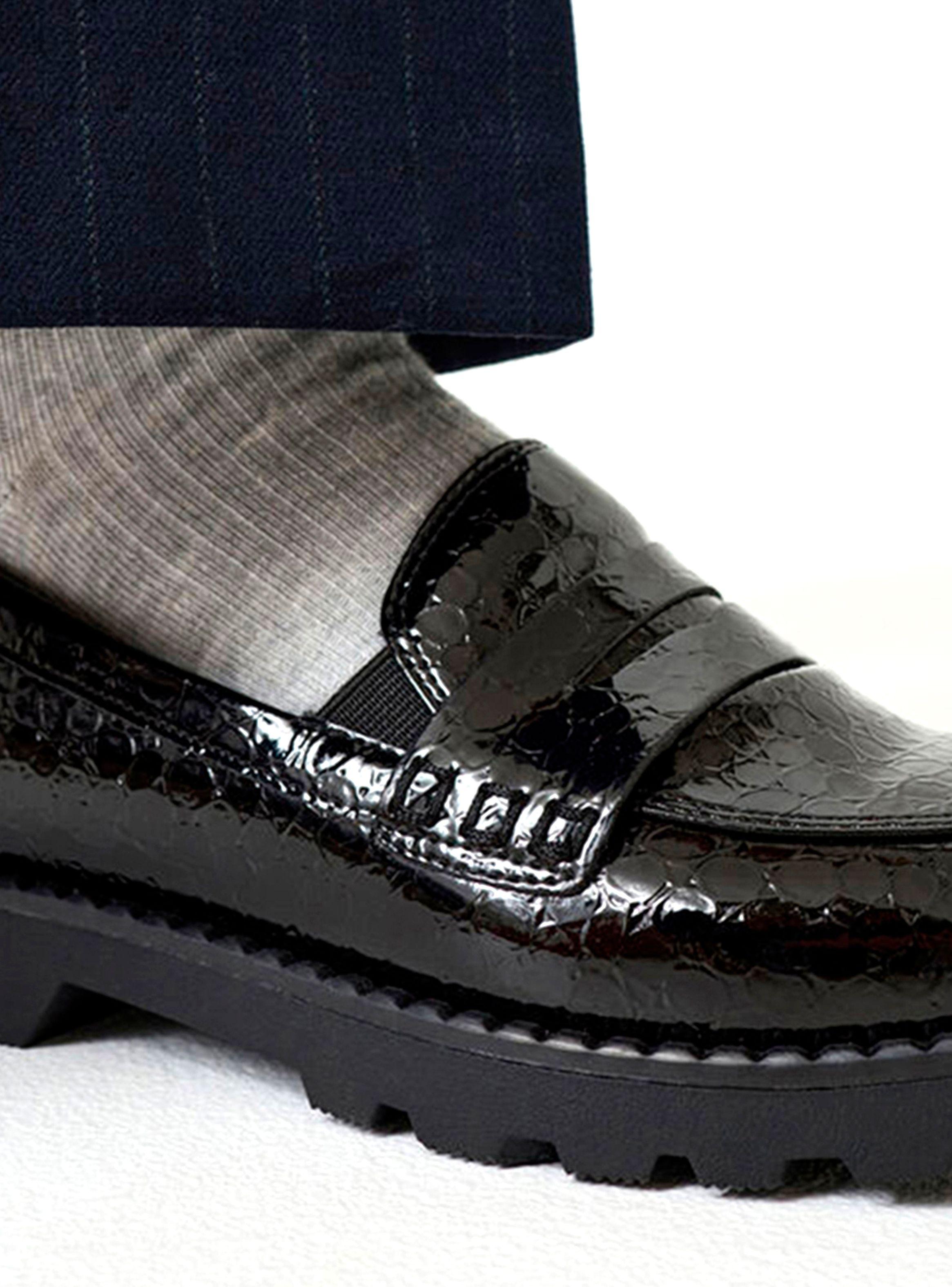 Mocasín Mujer 24312-41 negro charol-3