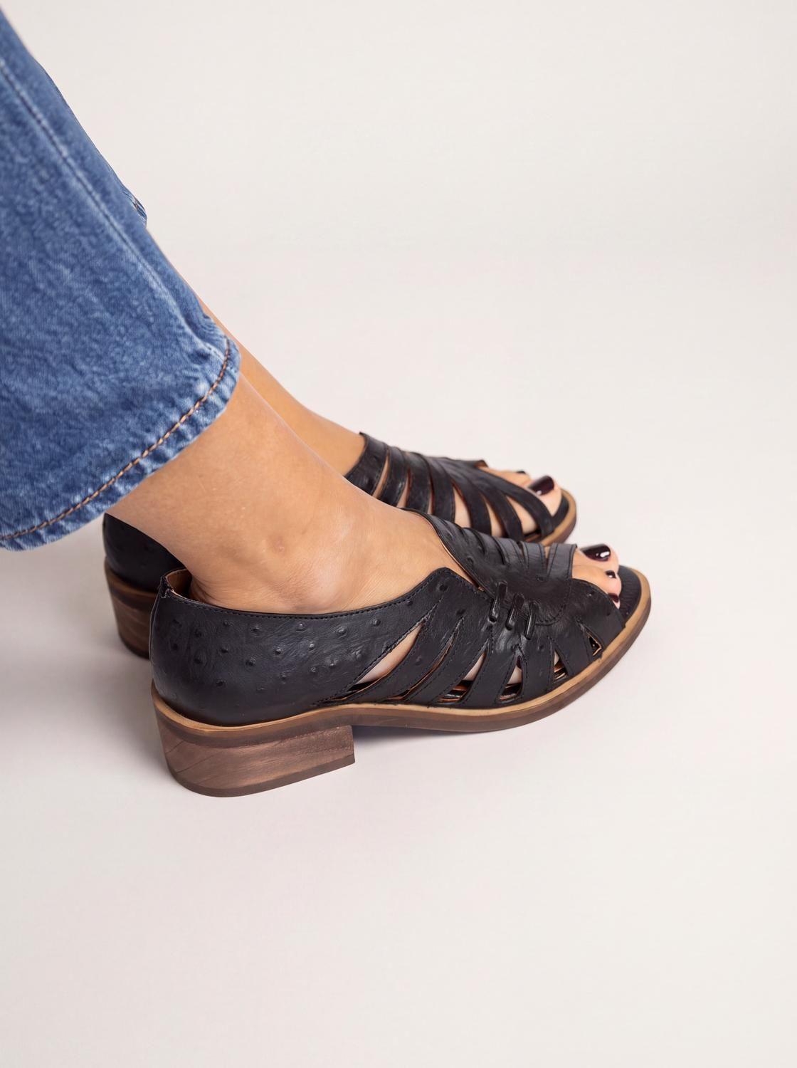 Sandalia Mujer Cuero  Mielero Negro-1