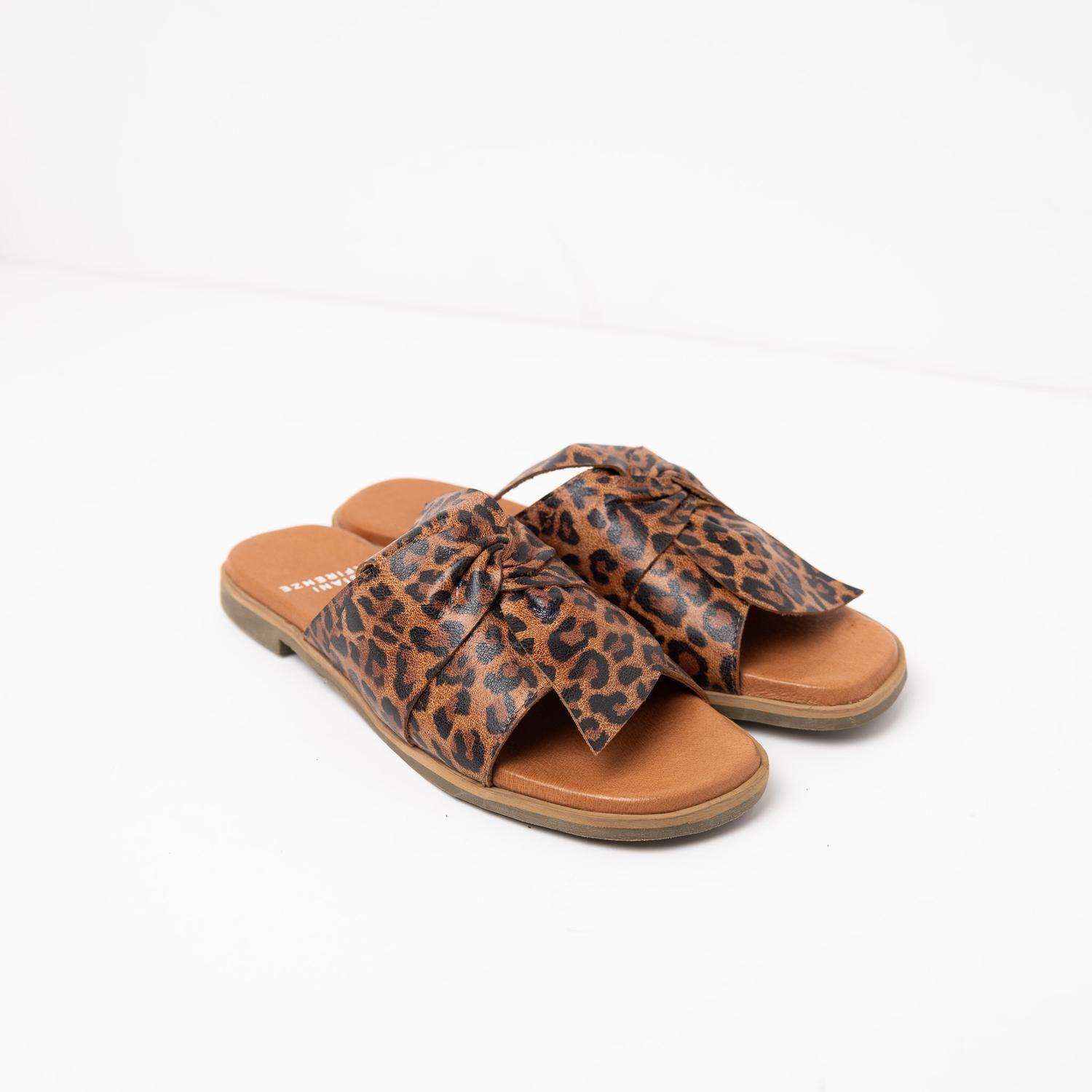 Sandalia Cuero Mujer  FioFio Leopardo-1