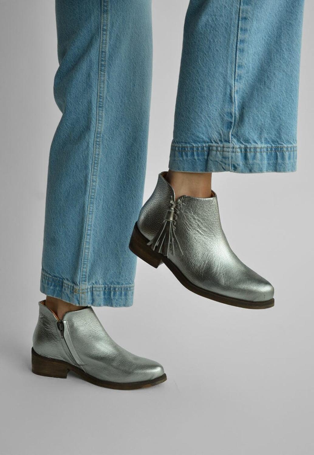 Botin Mujer De Cuero Virginia Metálico C3-1