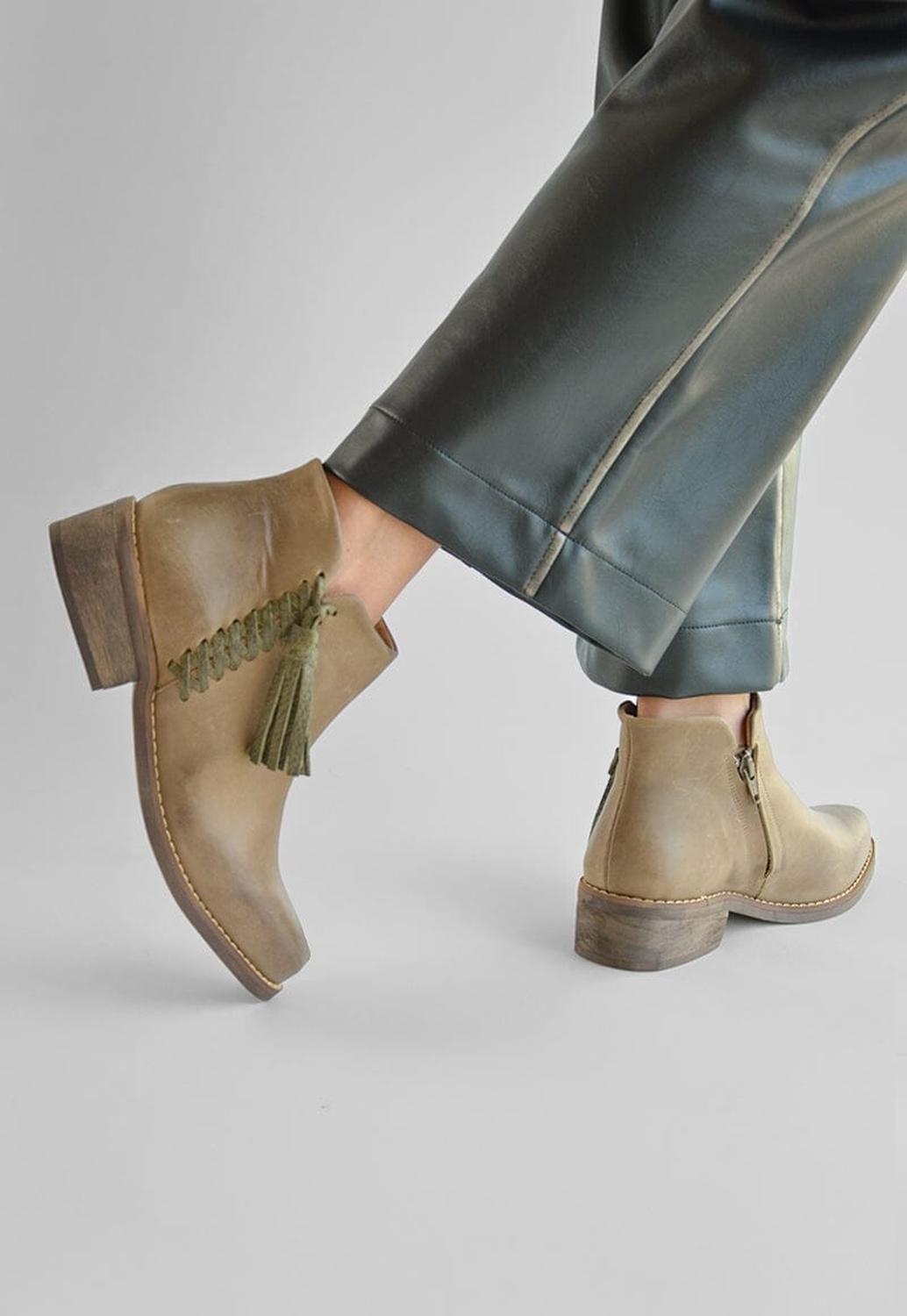 Botin Mujer De Cuero Virginia Taupe C2-6